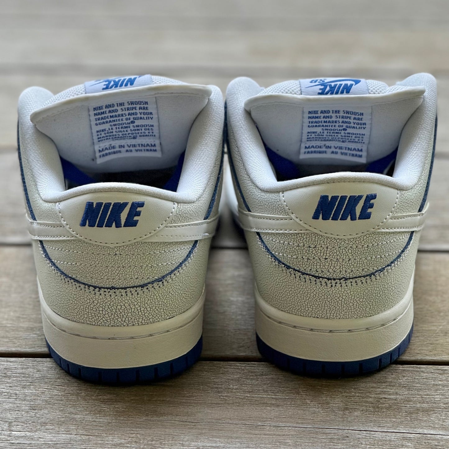 Nike SB Dunk Low Cracked Leather Size 10