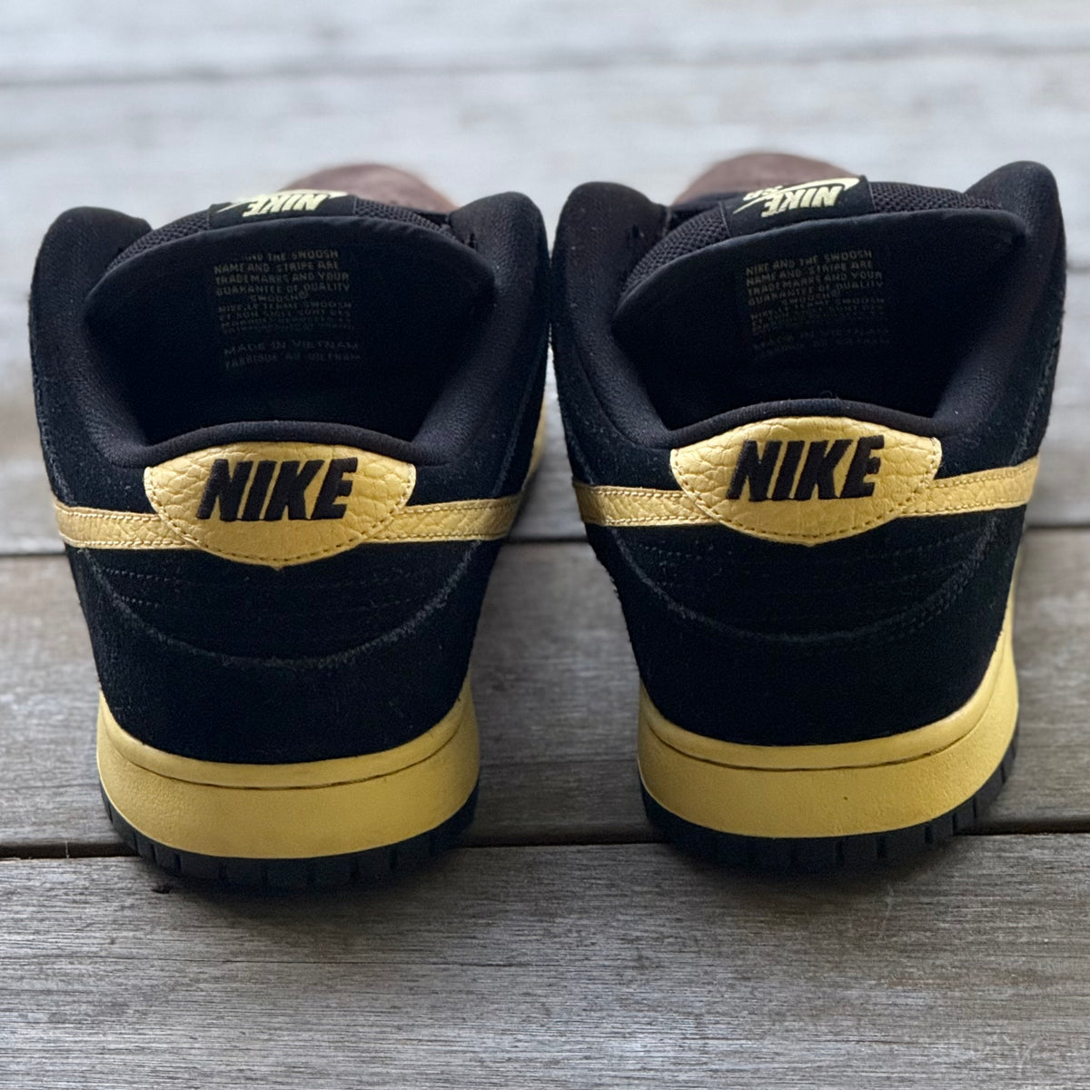Nike SB Dunk Low Black & Tan Size 9.5