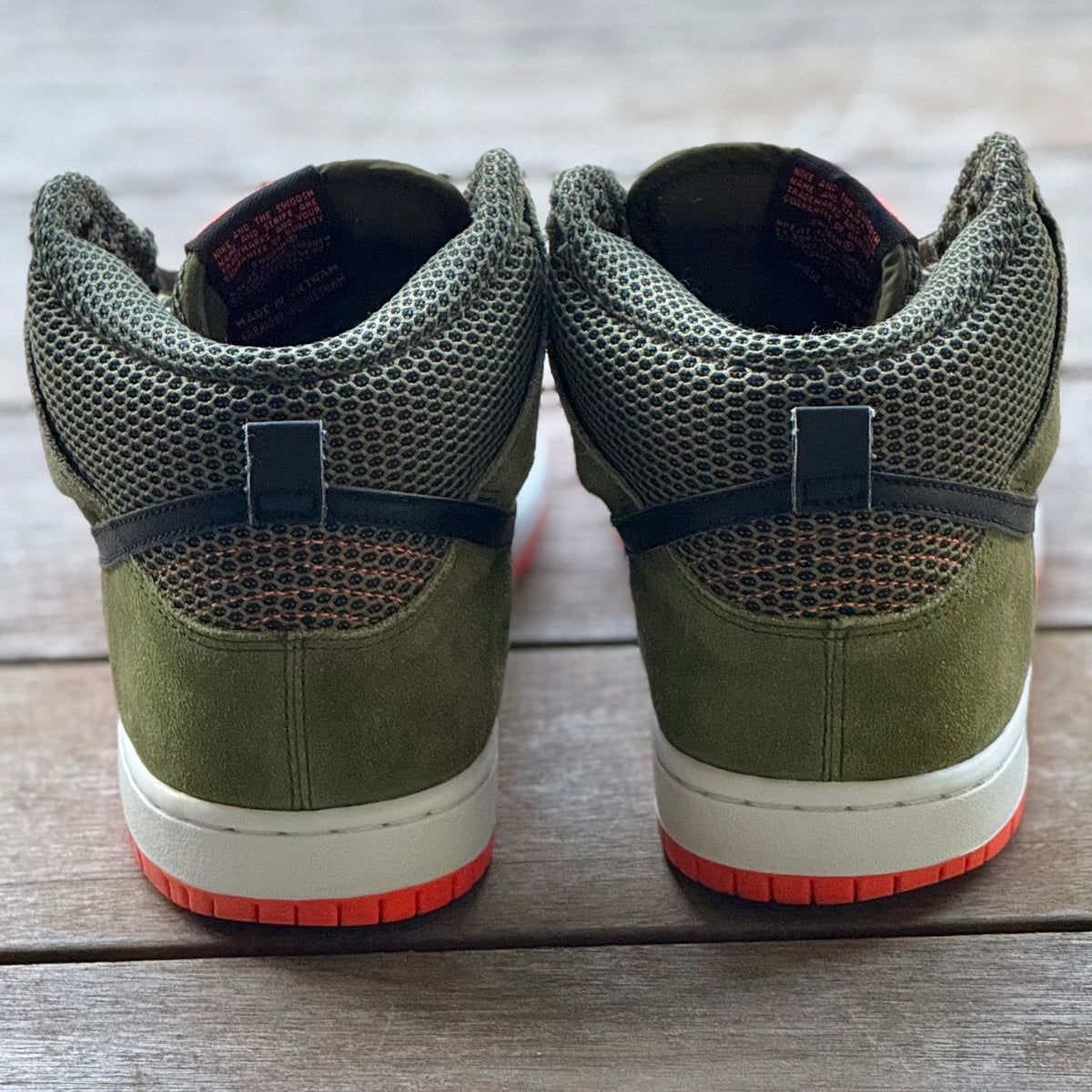Nike SB Dunk High Faded Olive Hyper Crimson  Size 9.5