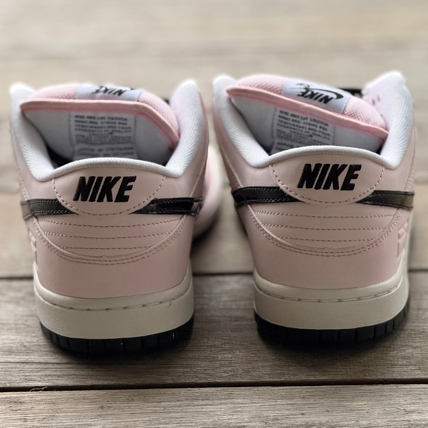 Nike SB Dunk Low Pink Box Size 9.5