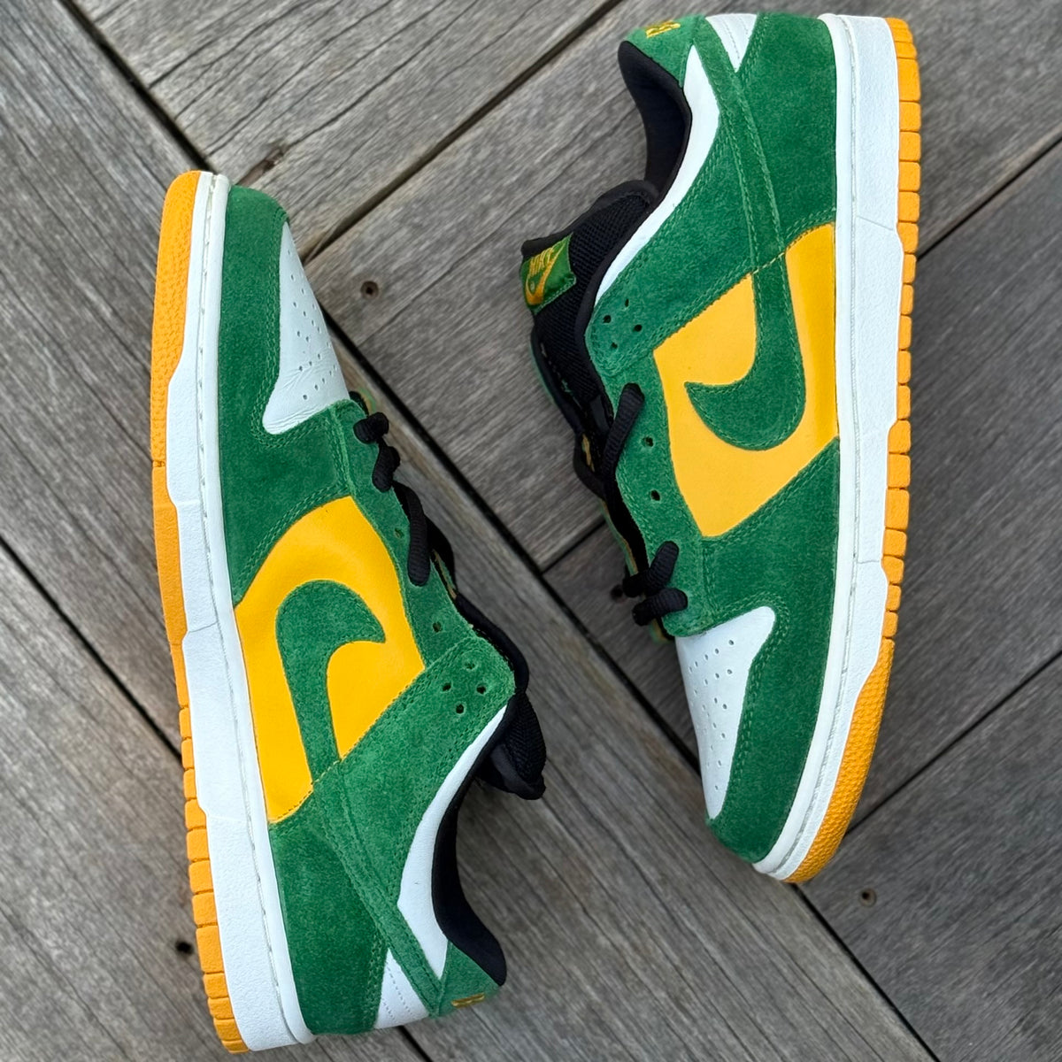 Nike SB Dunk Low Buck Size 10