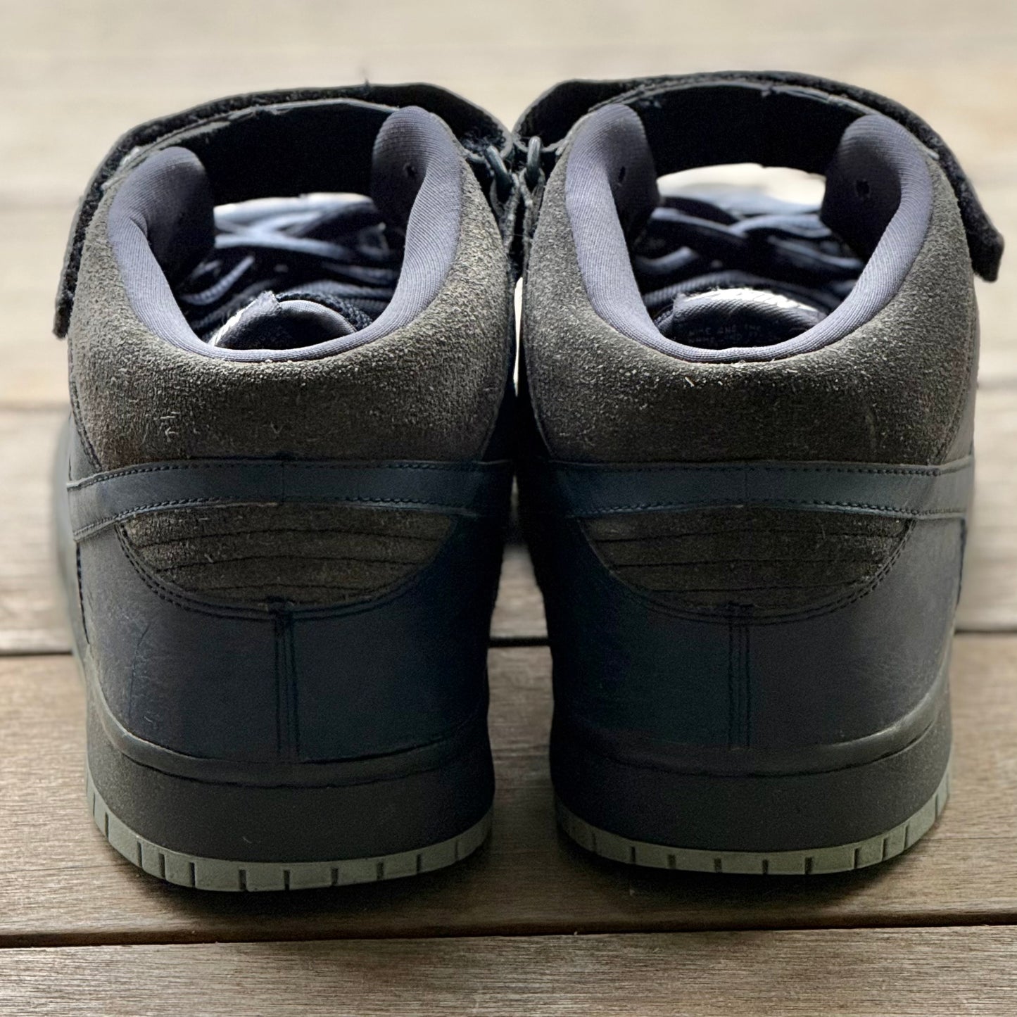 Nike SB Dunk Mid Obsidian Navy Size 12
