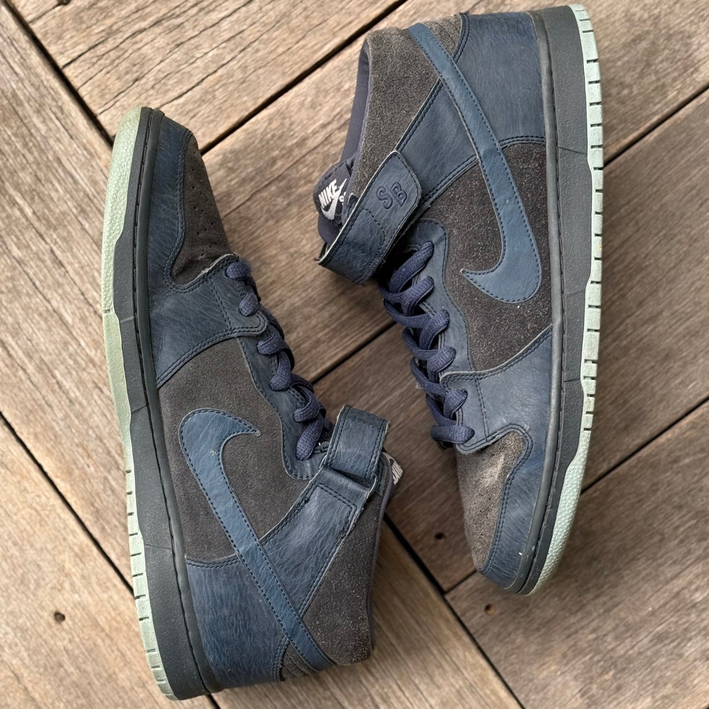 Nike SB Dunk Mid Obsidian Navy Size 12