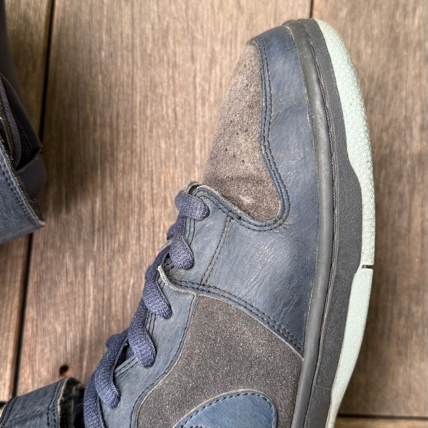 Nike SB Dunk Mid Obsidian Navy Size 12