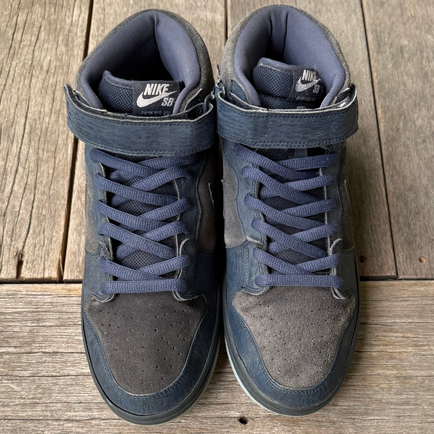 Nike SB Dunk Mid Obsidian Navy Size 12