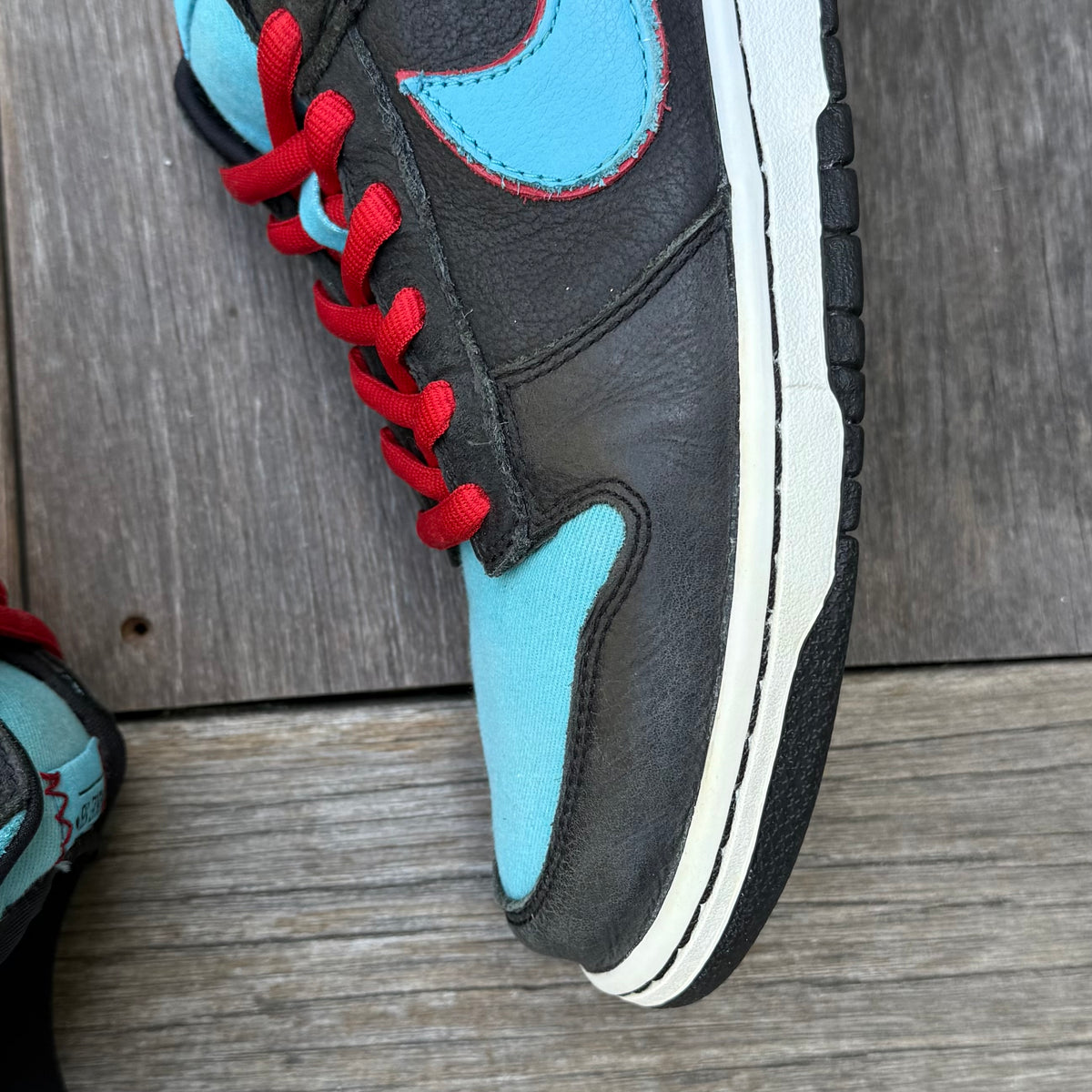 Nike SB Dunk Low Angels & Demons Size 10