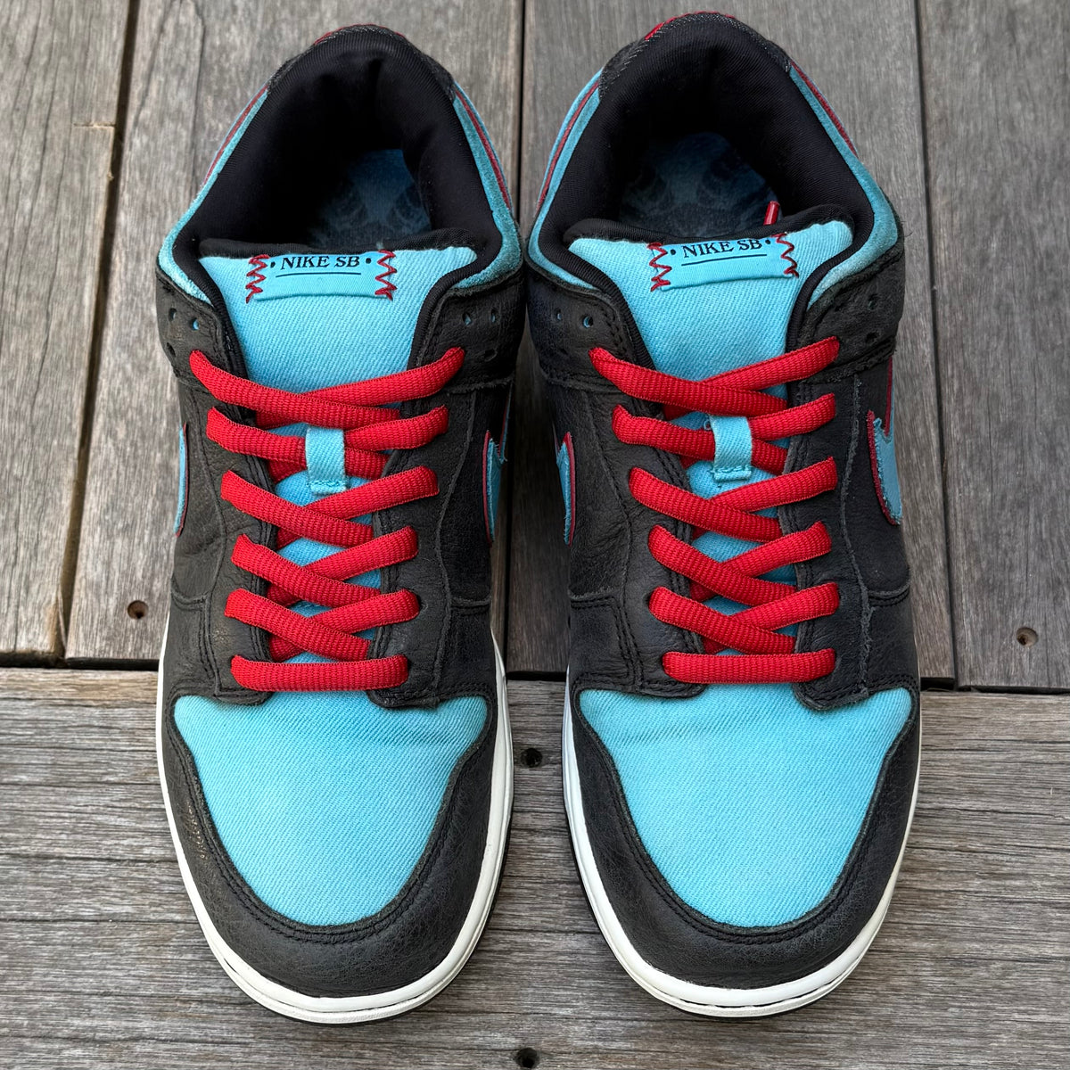 Nike SB Dunk Low Angels & Demons Size 10