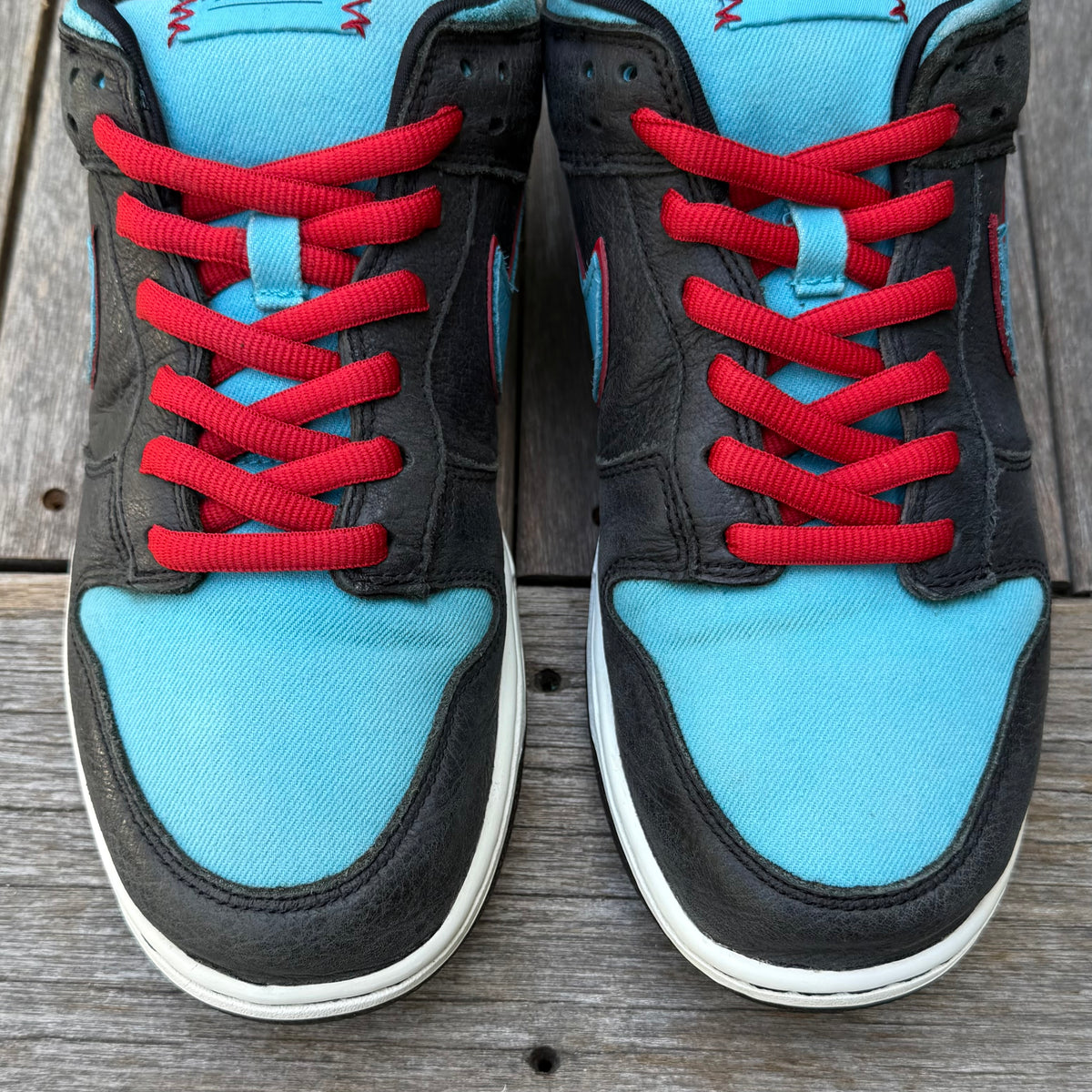 Nike SB Dunk Low Angels & Demons Size 10