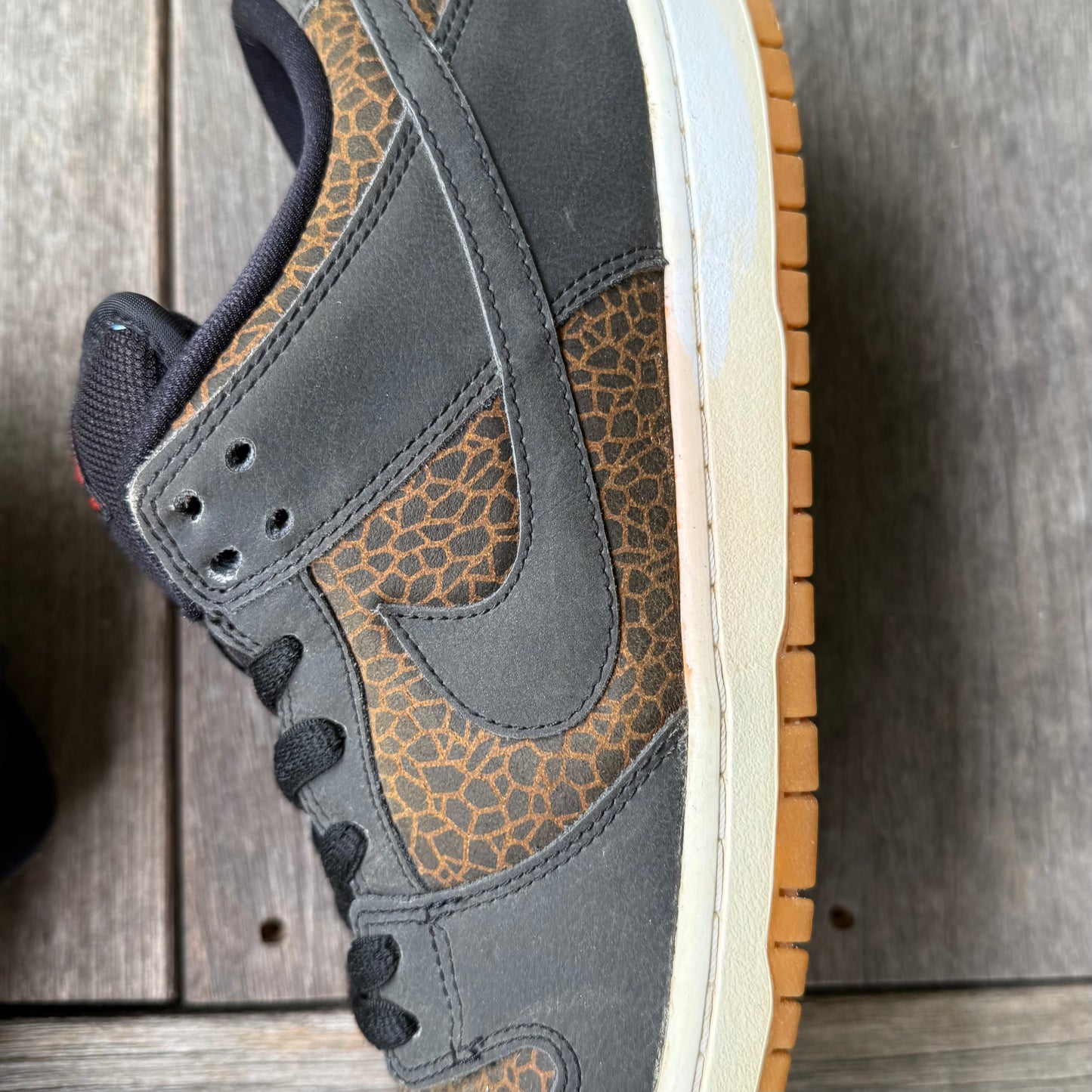 Nike SB Dunk Low Giraffe Print Size 11.5