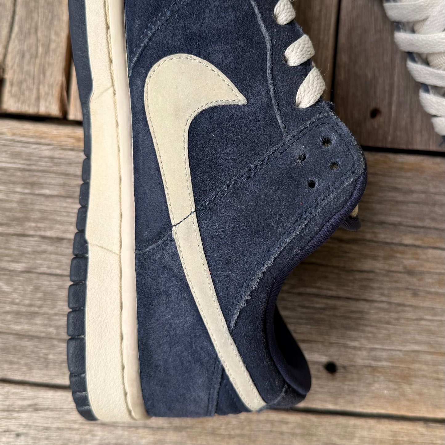 Nike Dunk Low 6.0 Obsidian Navy Light Bone SAMPLE Size 9