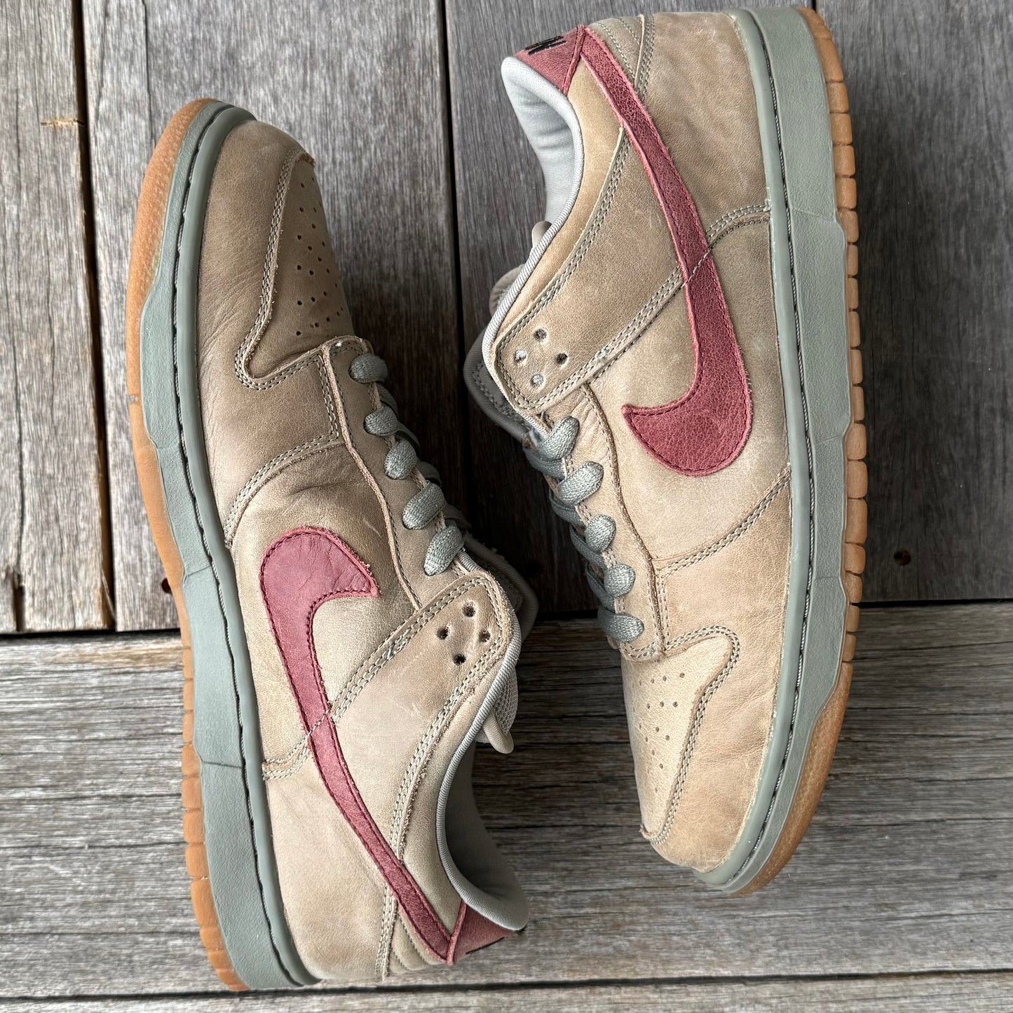 Nike SB Dunk Low Grit Size 10.5