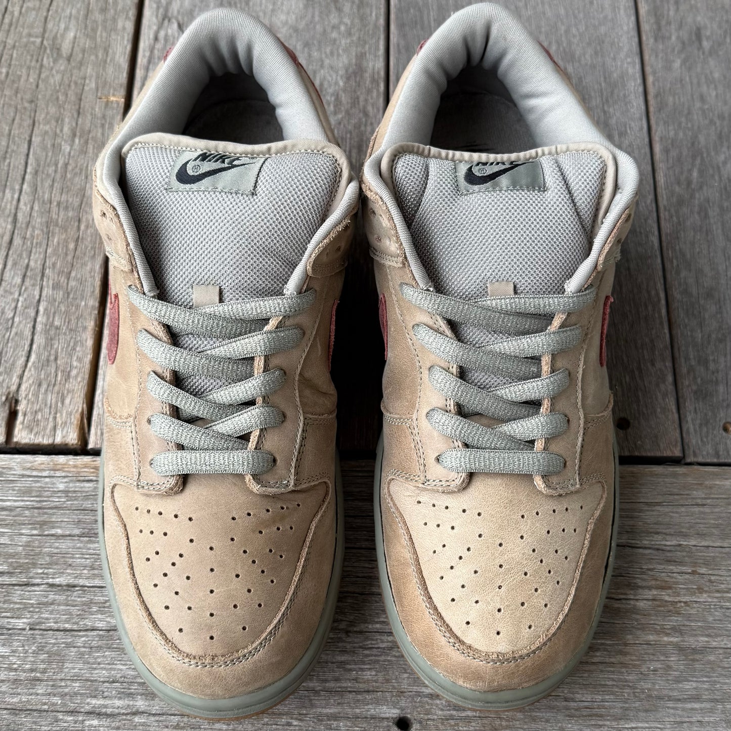 Nike SB Dunk Low Grit Size 10.5