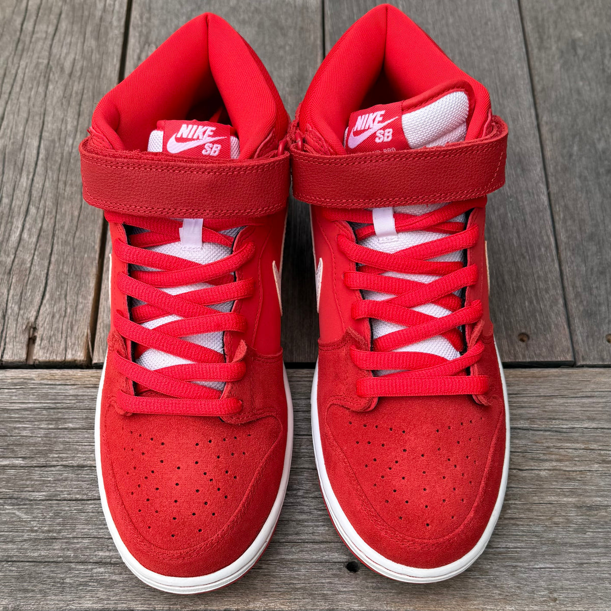 Nike SB Dunk Mid Lite Crimson White Size 10