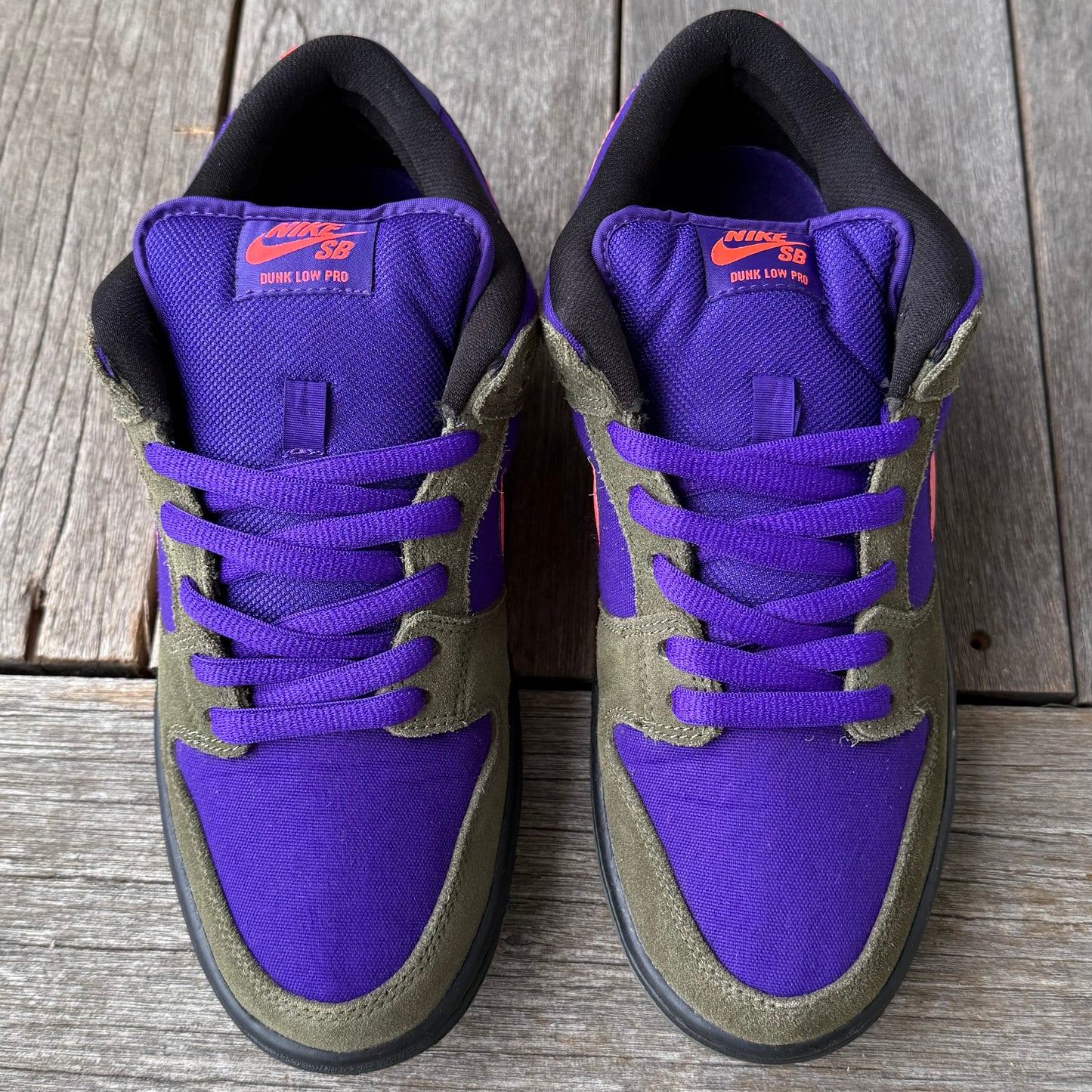 Nike SB Dunk Low Medium Olive Atomic Red Size 9