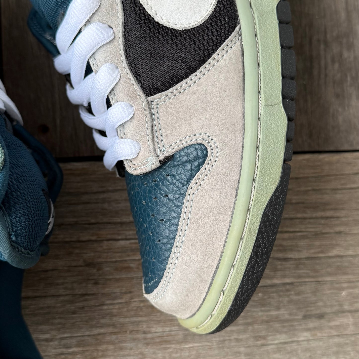 Nike SB Dunk Low Futura (OG) Size 10