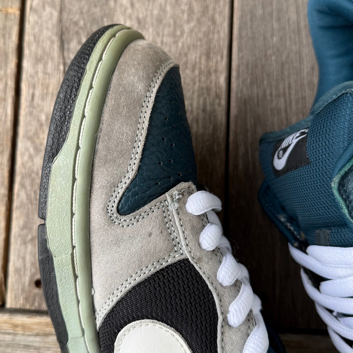 Nike SB Dunk Low Futura (OG) Size 10