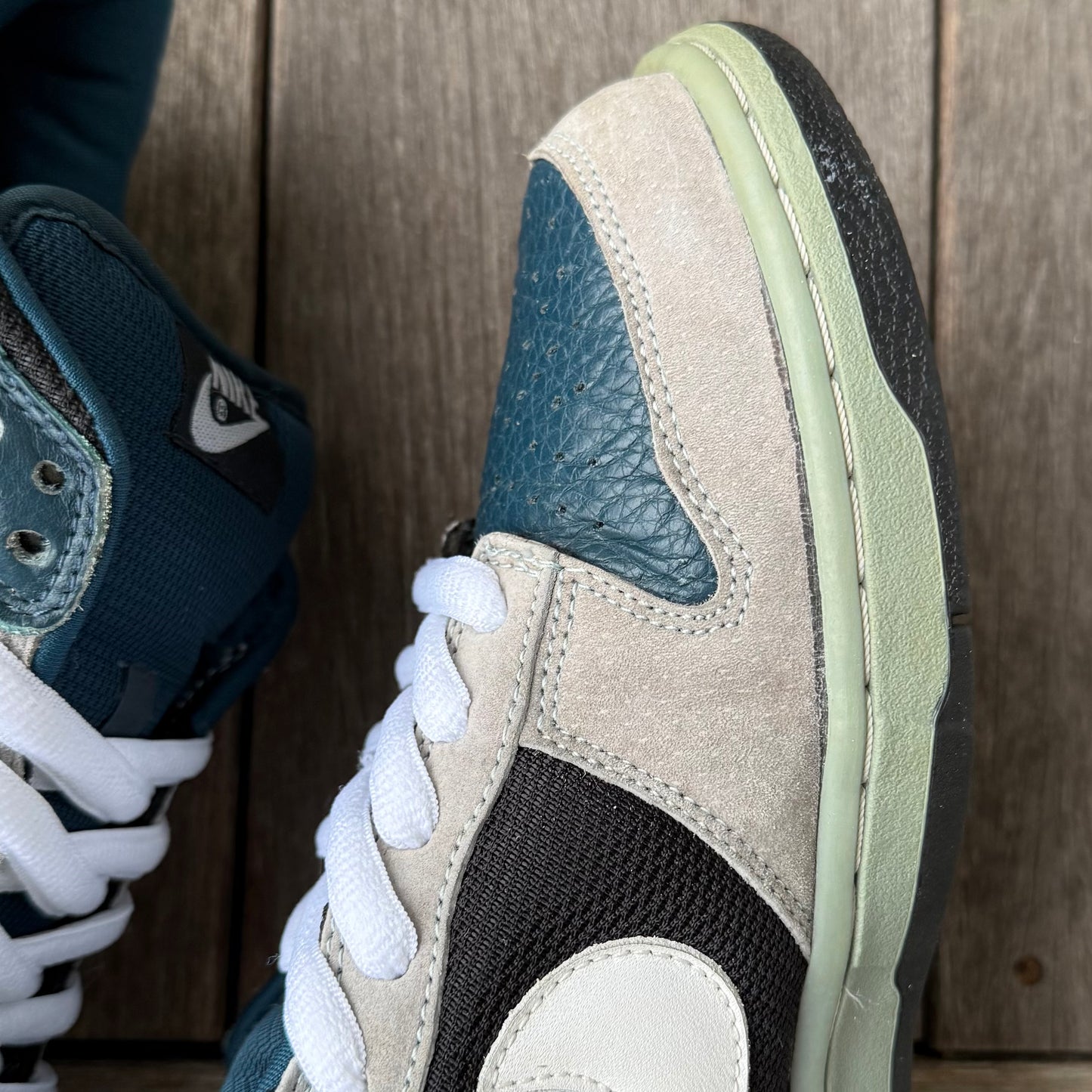 Nike SB Dunk Low Futura (OG) Size 10