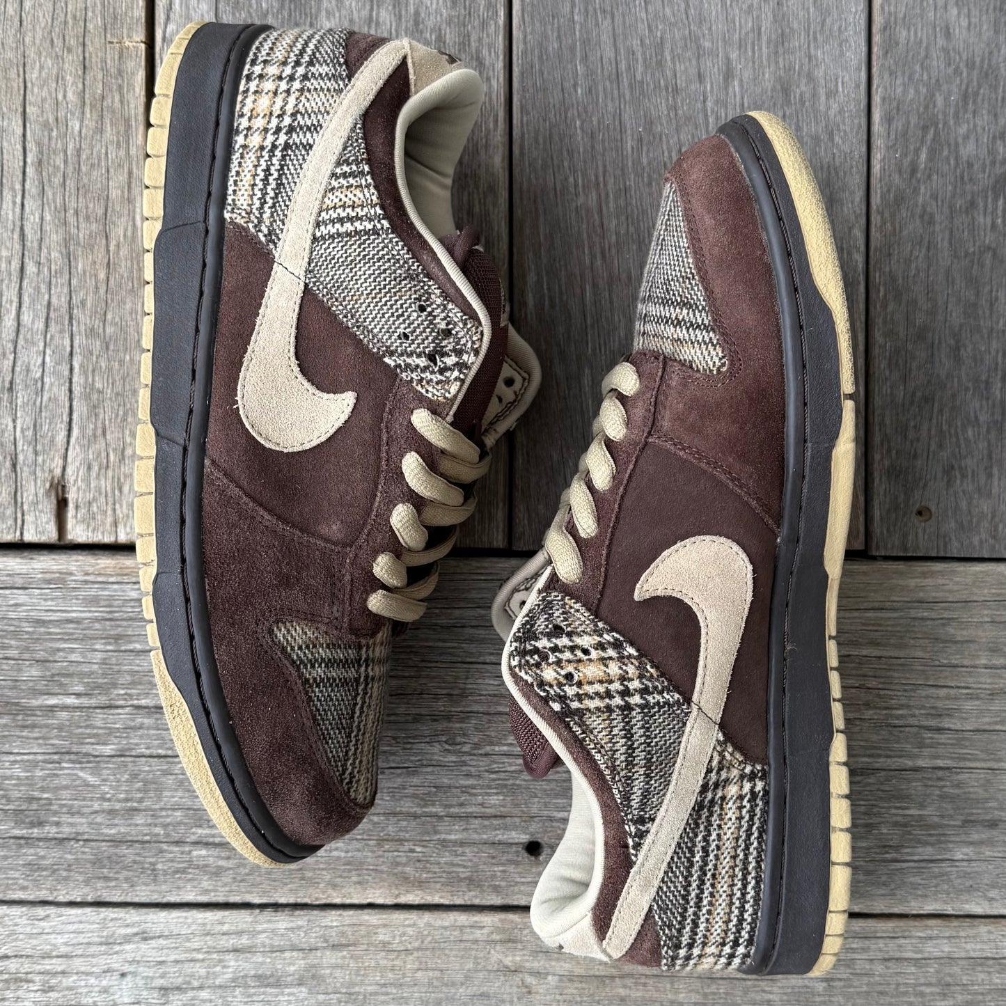 Nike SB Dunk Low Tweed Size 10.5