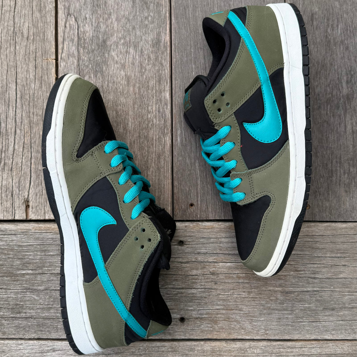 Nike SB Dunk Low Medium Olive Turbo Size 10.5