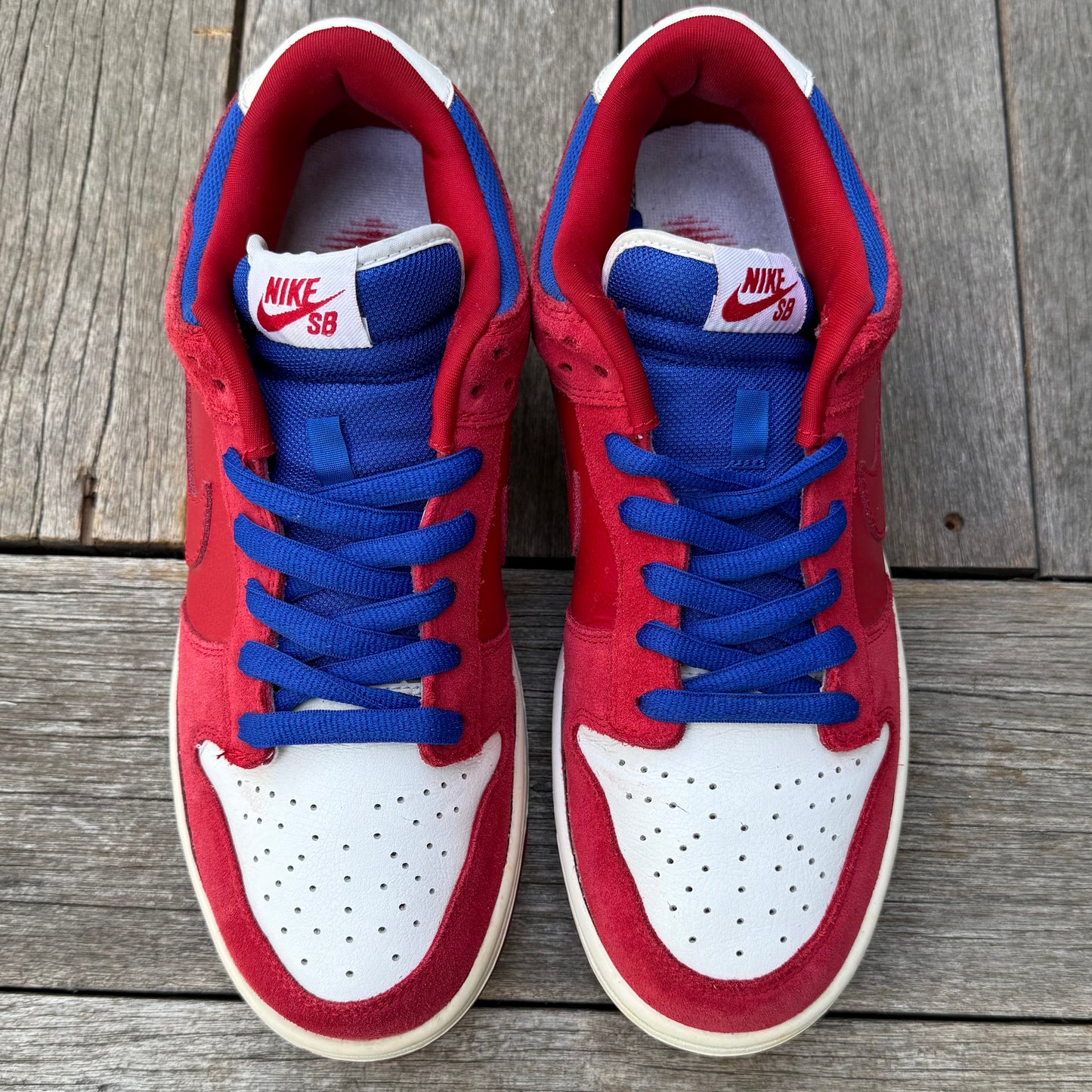 Nike SB Dunk Low Superman Size 10.5