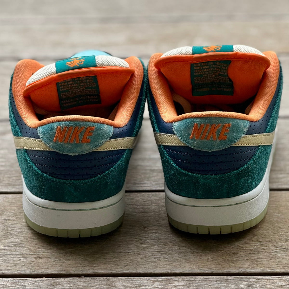 Nike SB Dunk Low MIA Skateshop Size 10