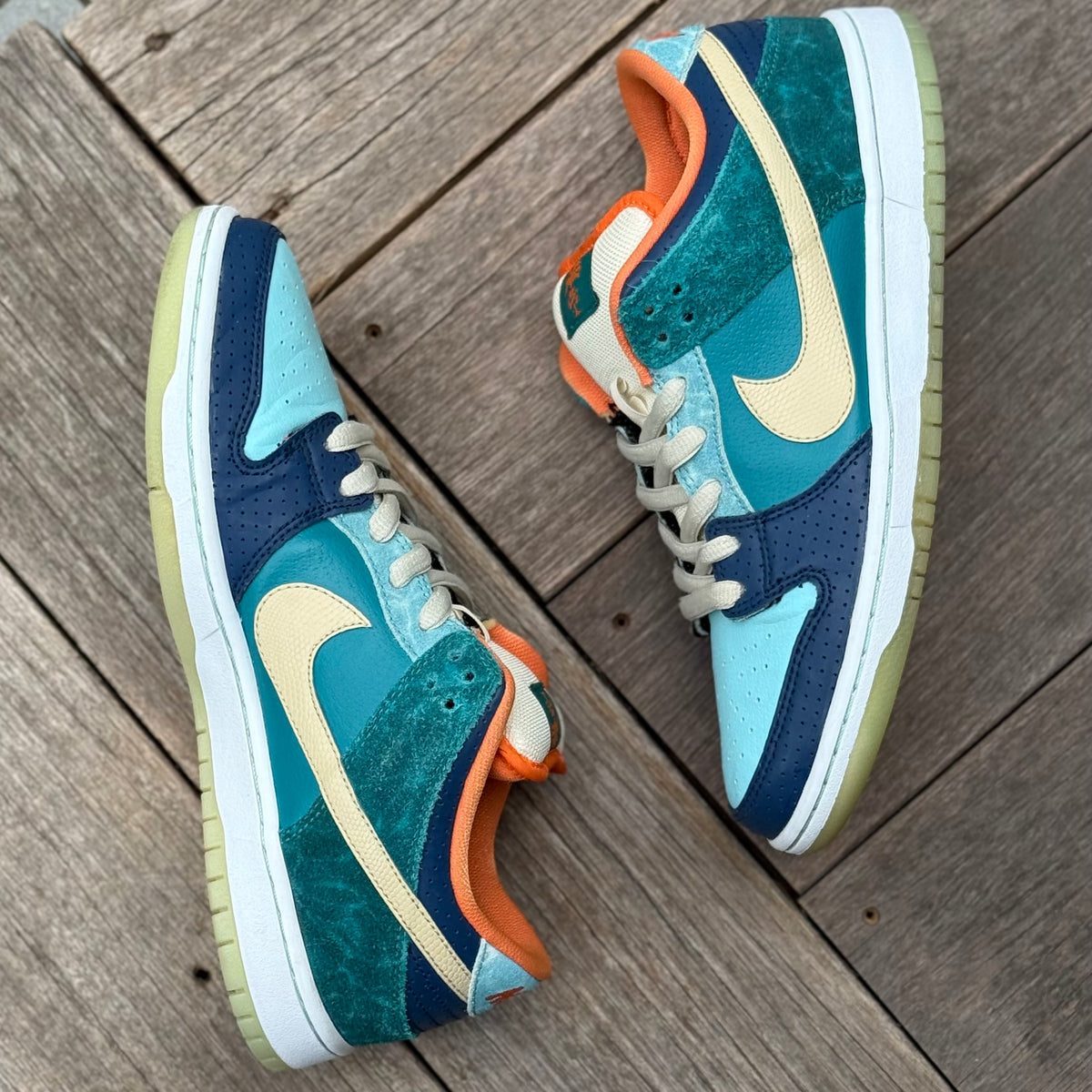 Nike SB Dunk Low MIA Skateshop Size 10
