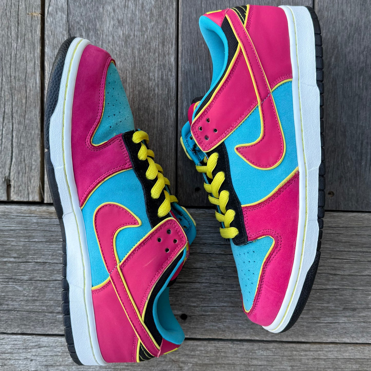 Nike SB Dunk Low Miss Pacman Size 10.5