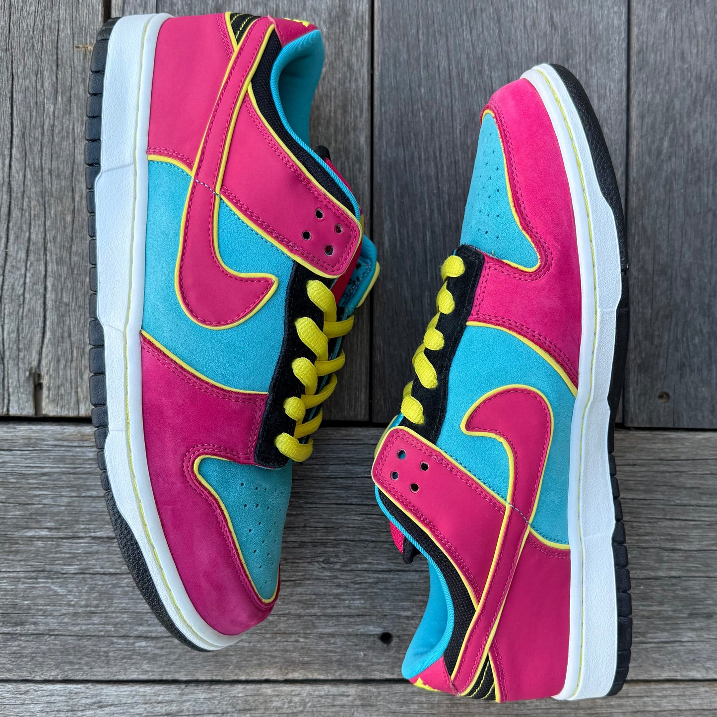 Nike SB Dunk Low Miss Pacman Size 10.5