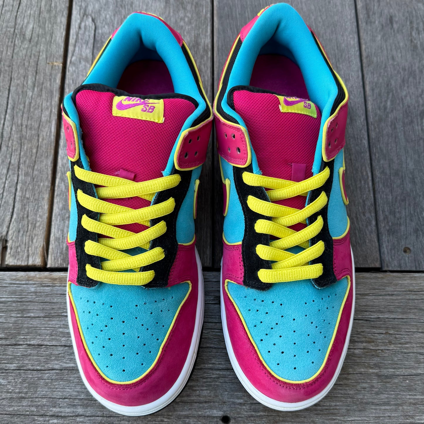 Nike SB Dunk Low Miss Pacman Size 10.5