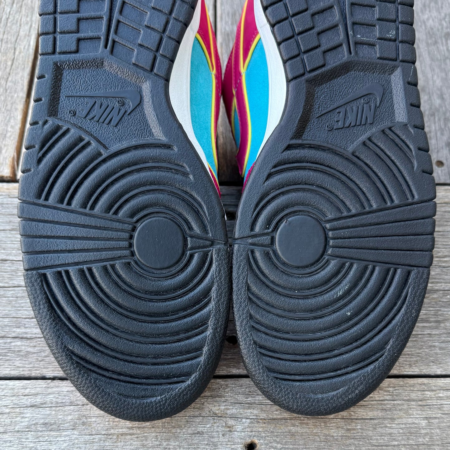 Nike SB Dunk Low Miss Pacman Size 10.5