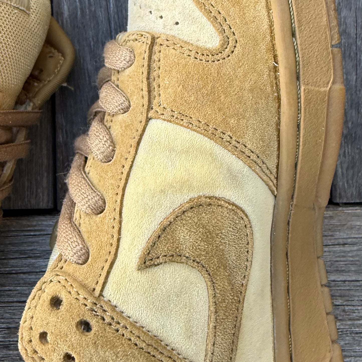 Nike SB Dunk Low Wheat Reese Forbes Size 9