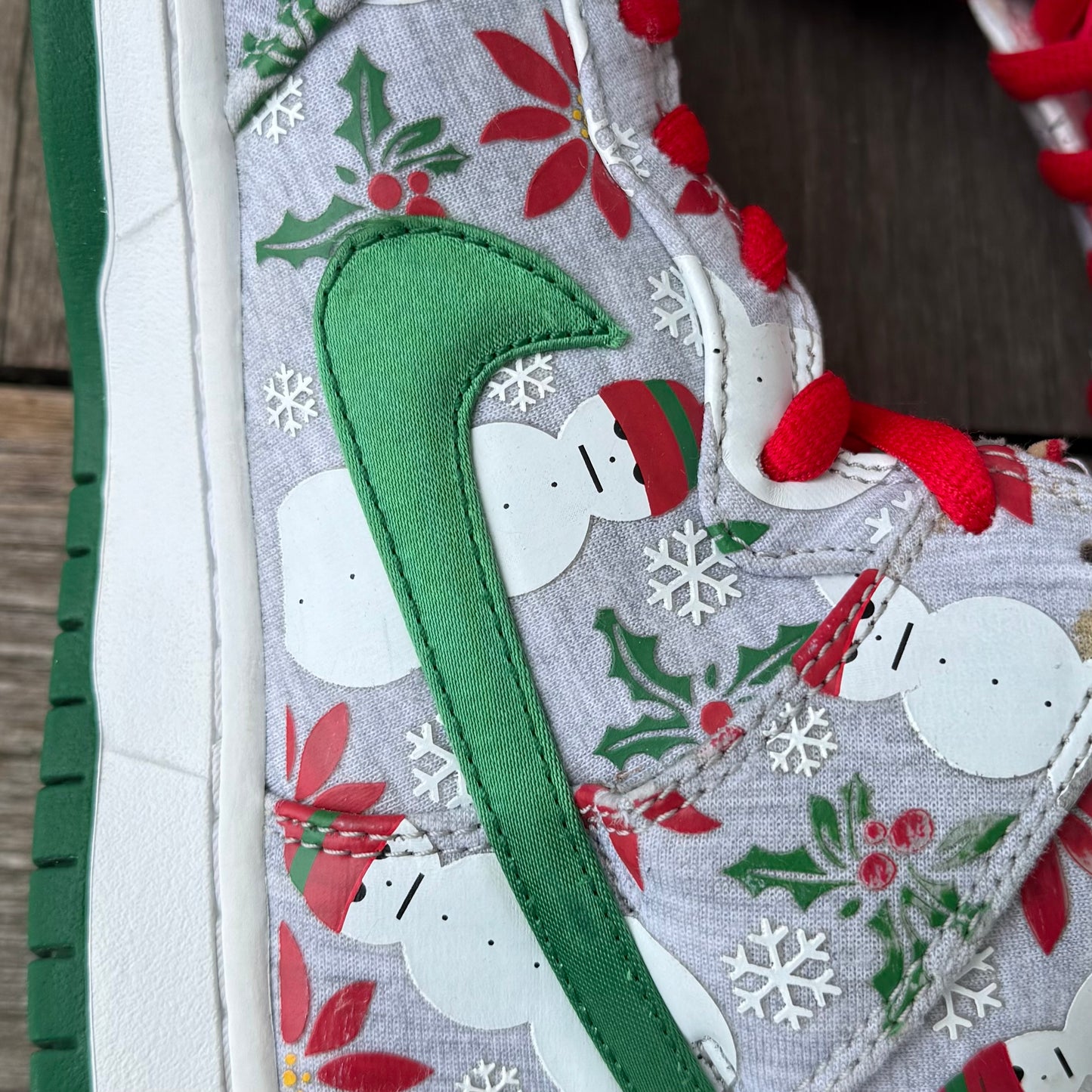 Nike SB Dunk High Ugly Christmas Sweater Grey Size 9