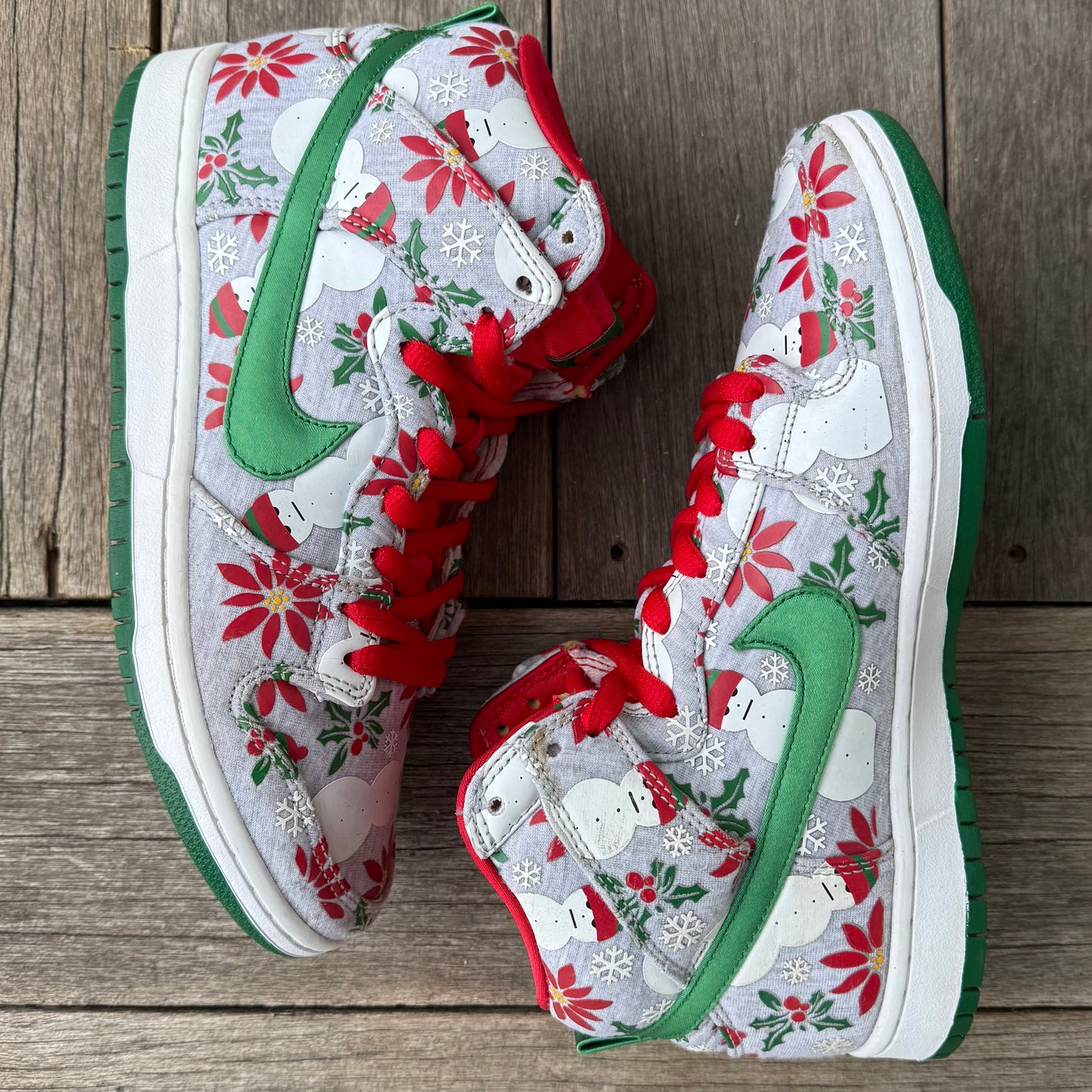Nike SB Dunk High Ugly Christmas Sweater Grey Size 9