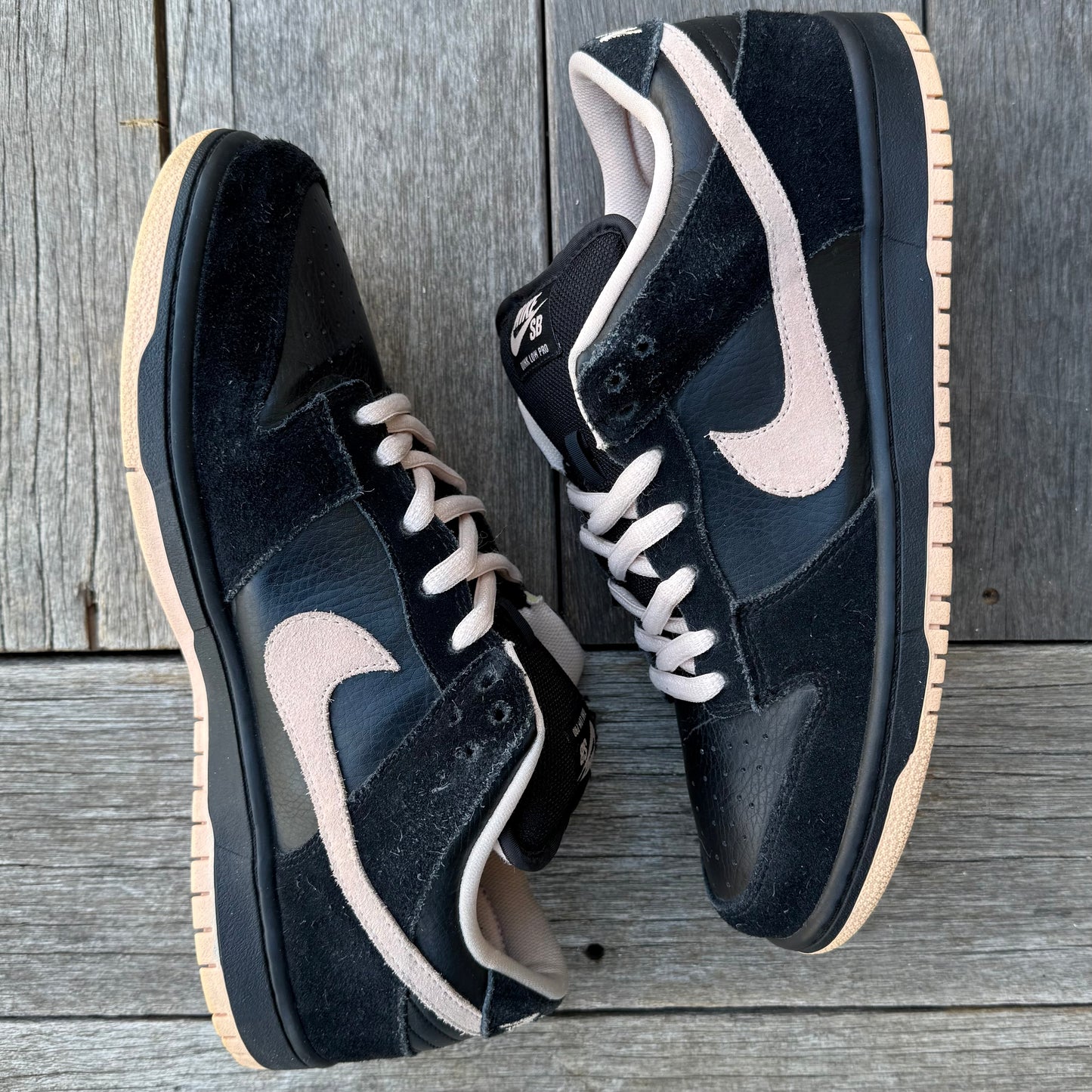 Nike SB Dunk Low Black Washed Coral Size 11.5