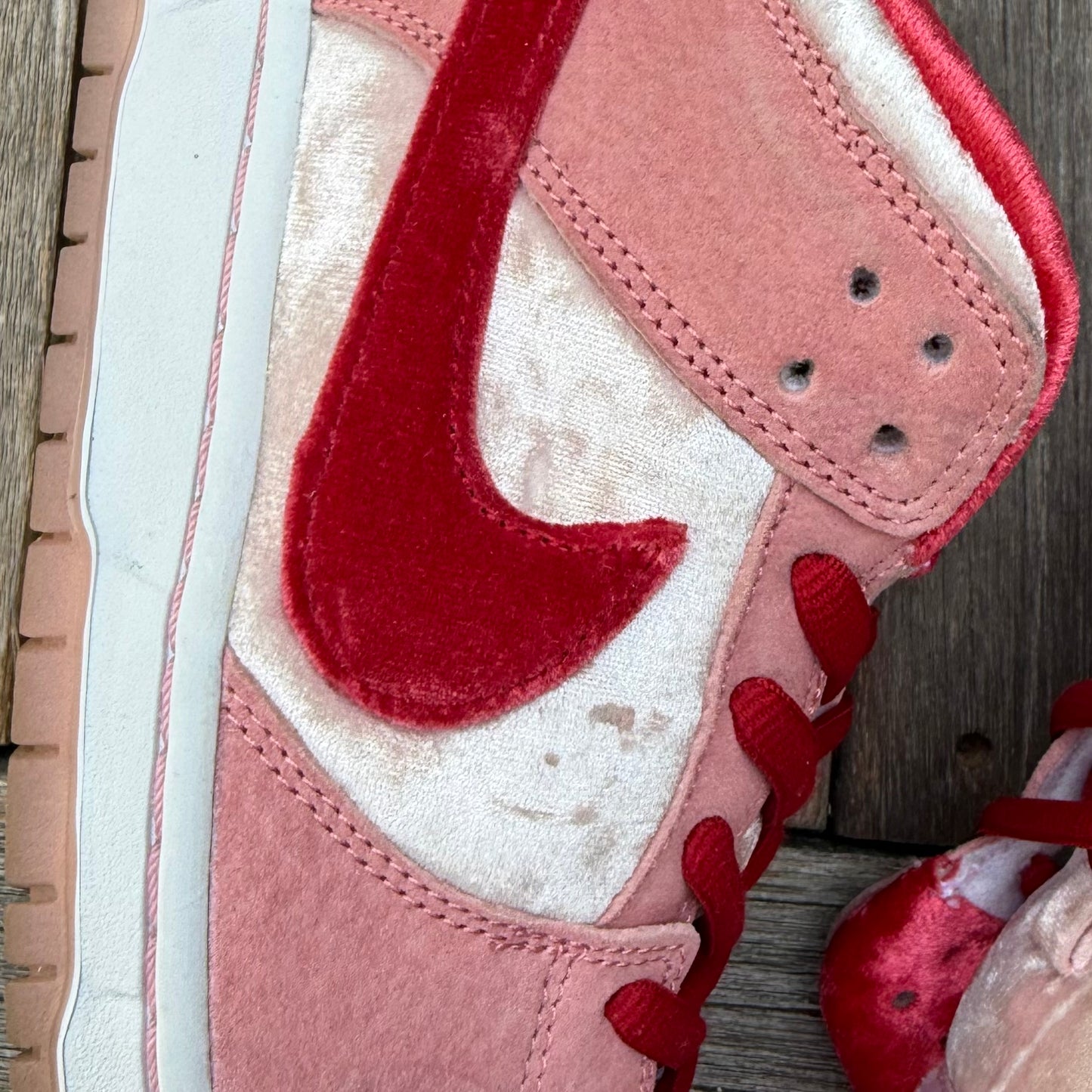 Nike SB Dunk Low Strangelove Size 10.5