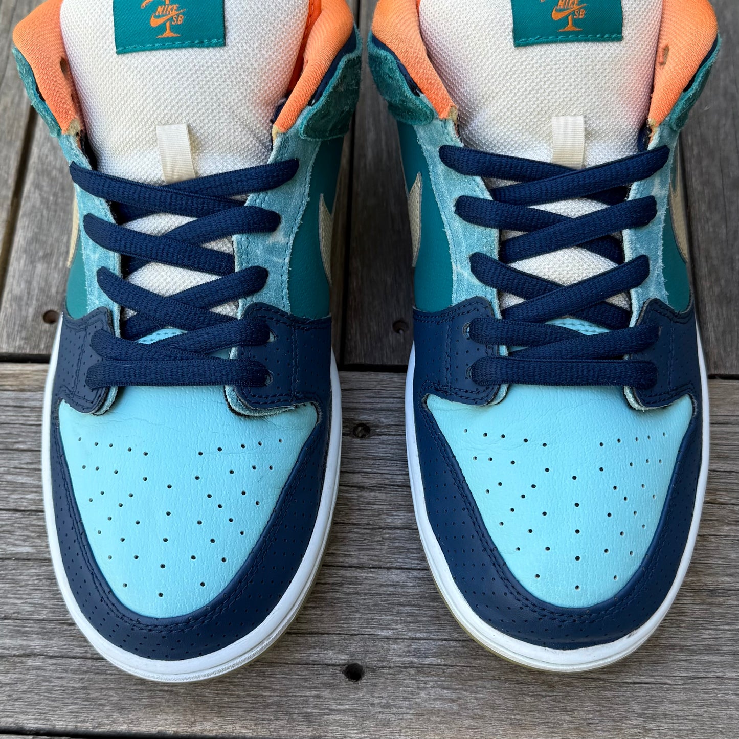 Nike SB Dunk Low MIA Skateshop Size 11