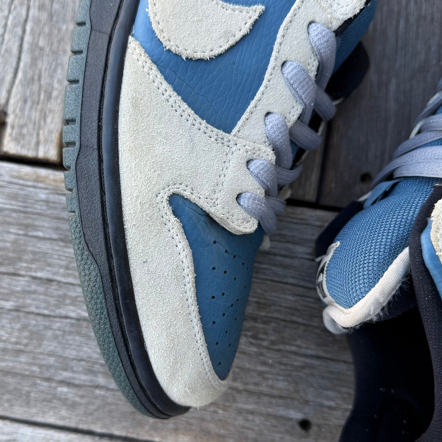 Nike SB Dunk Low Thunderstorm Size 10