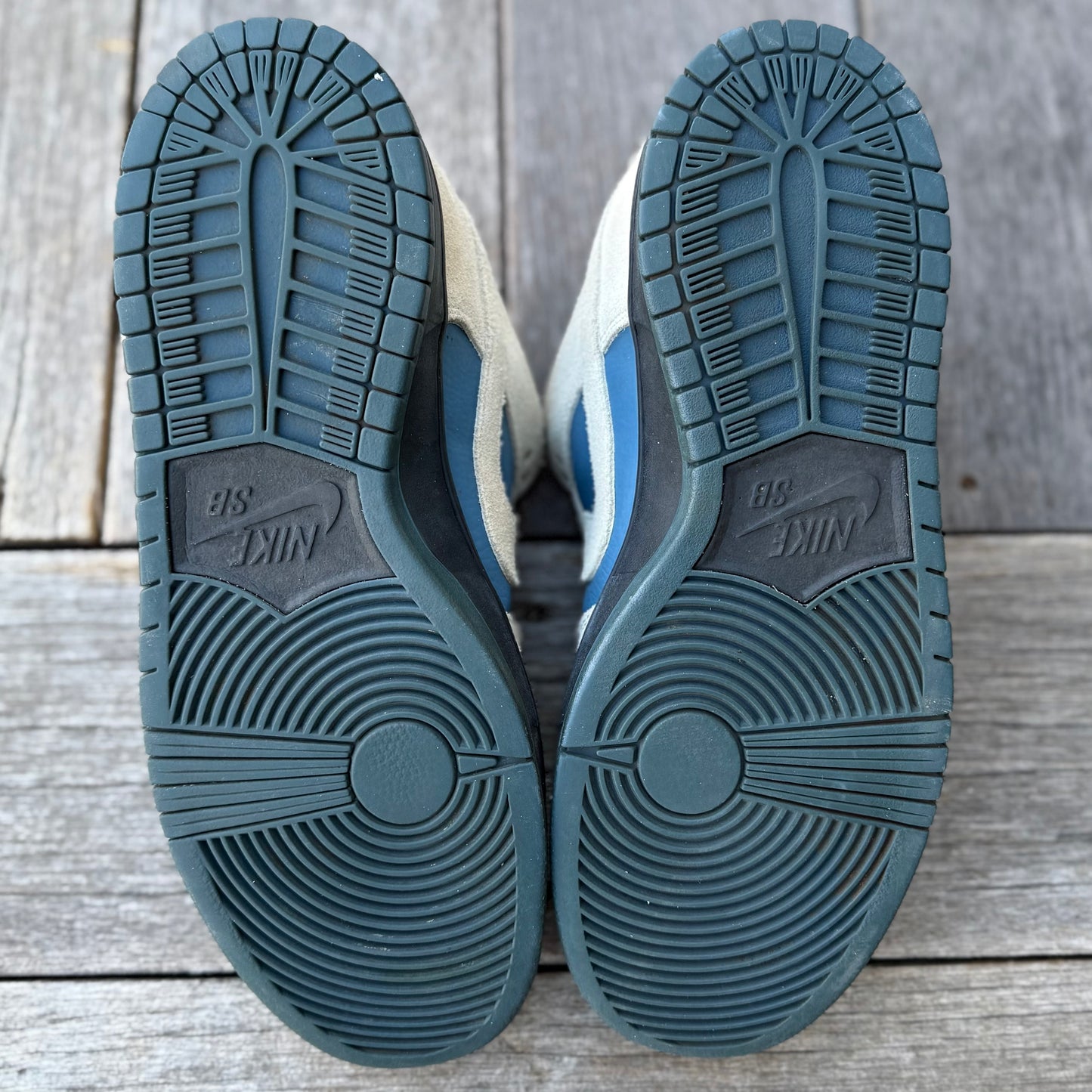 Nike SB Dunk Low Thunderstorm Size 10