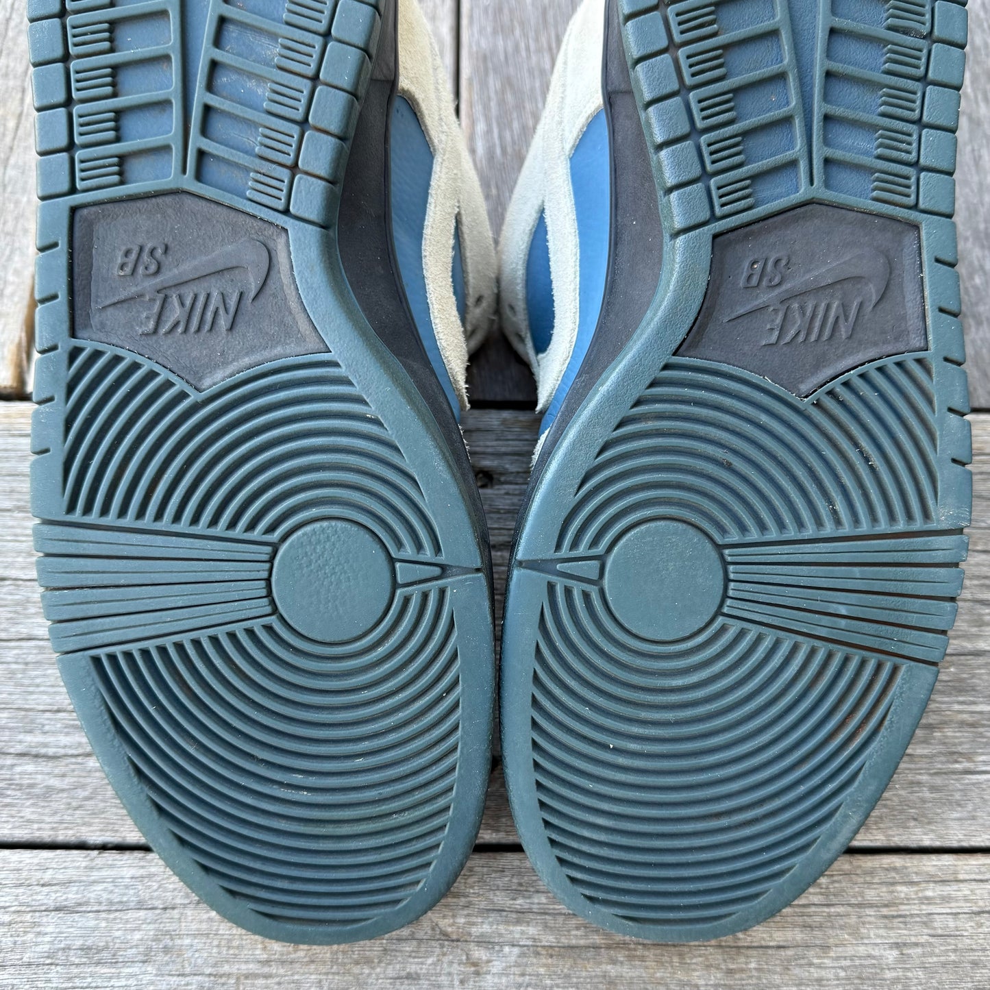 Nike SB Dunk Low Thunderstorm Size 10