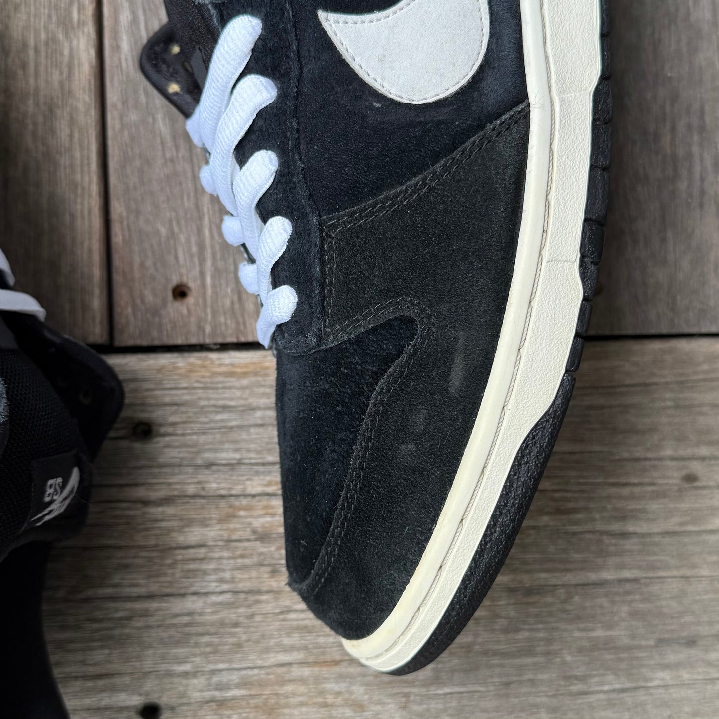 Nike SB Dunk Low Weiger Size 10.5