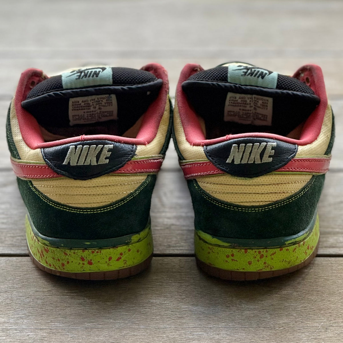 Nike SB Dunk Low Mosquito Size 10