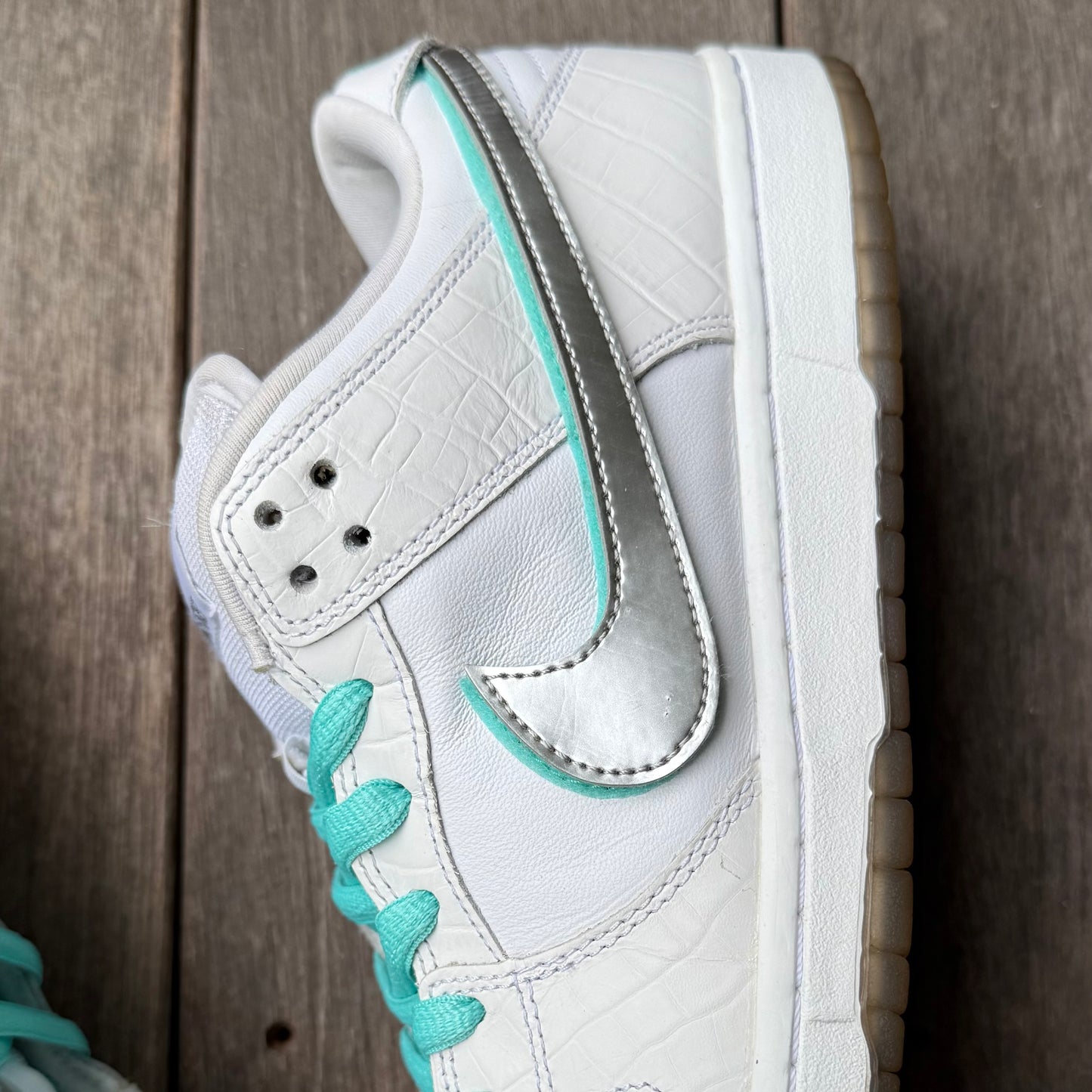 Nike SB Dunk Low White Diamond Size 10