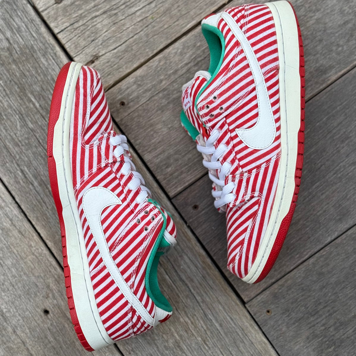 Nike SB Dunk Low Candy Cane Size 10