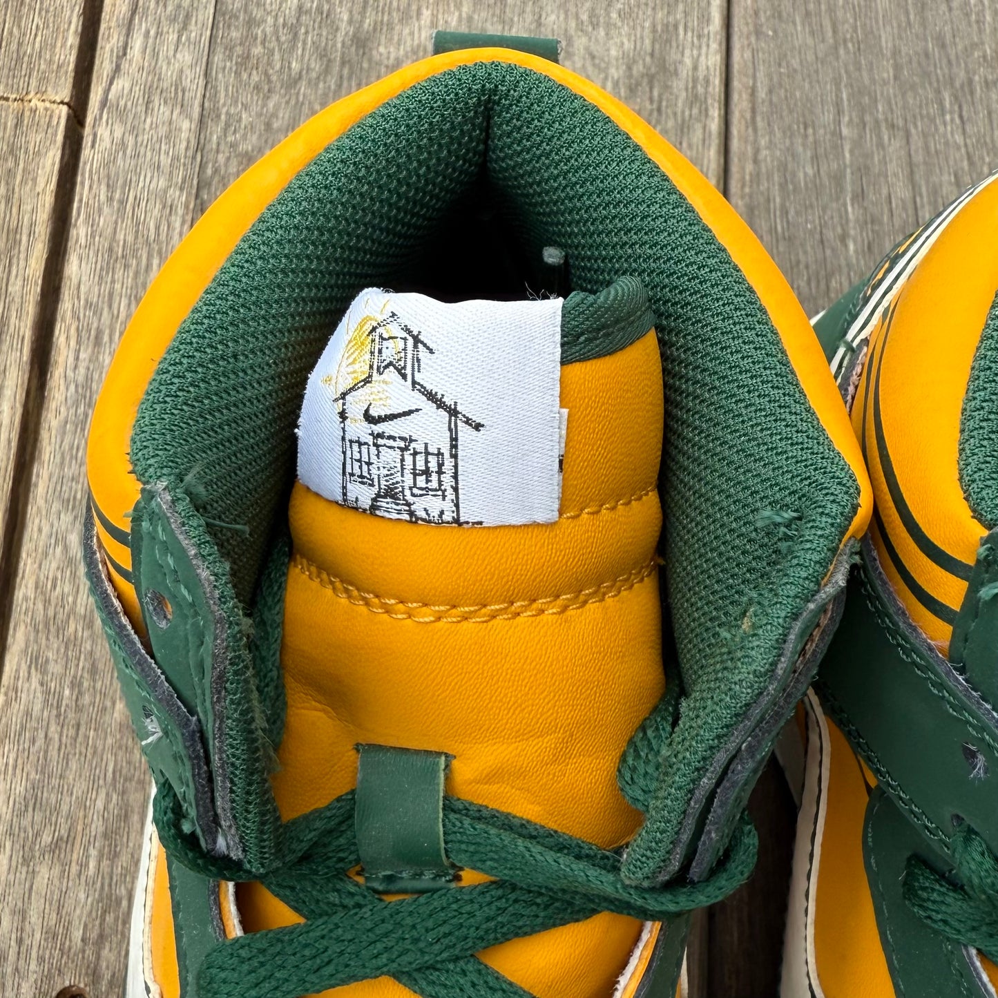 Nike Dunk High Crayola Crayons Size 6Y