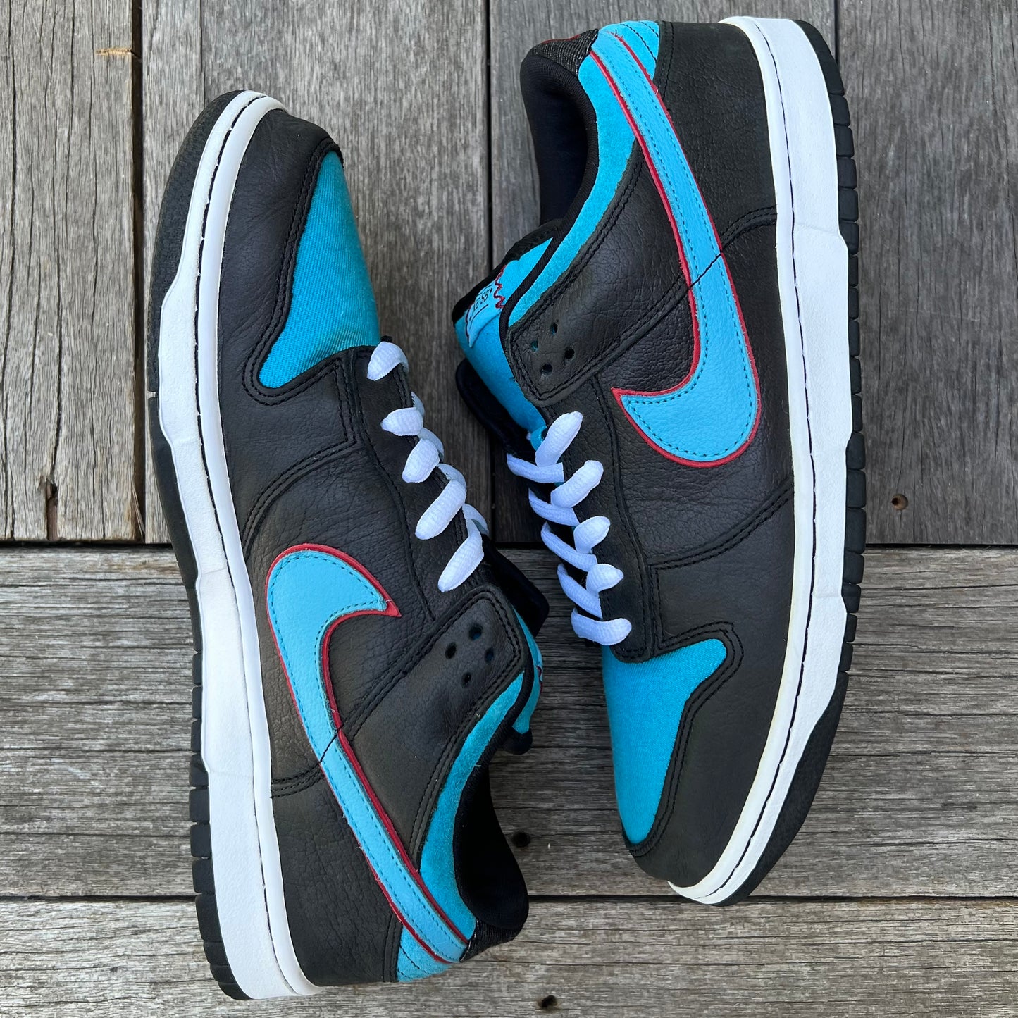 Nike SB Dunk Low Angels & Demons Size 12