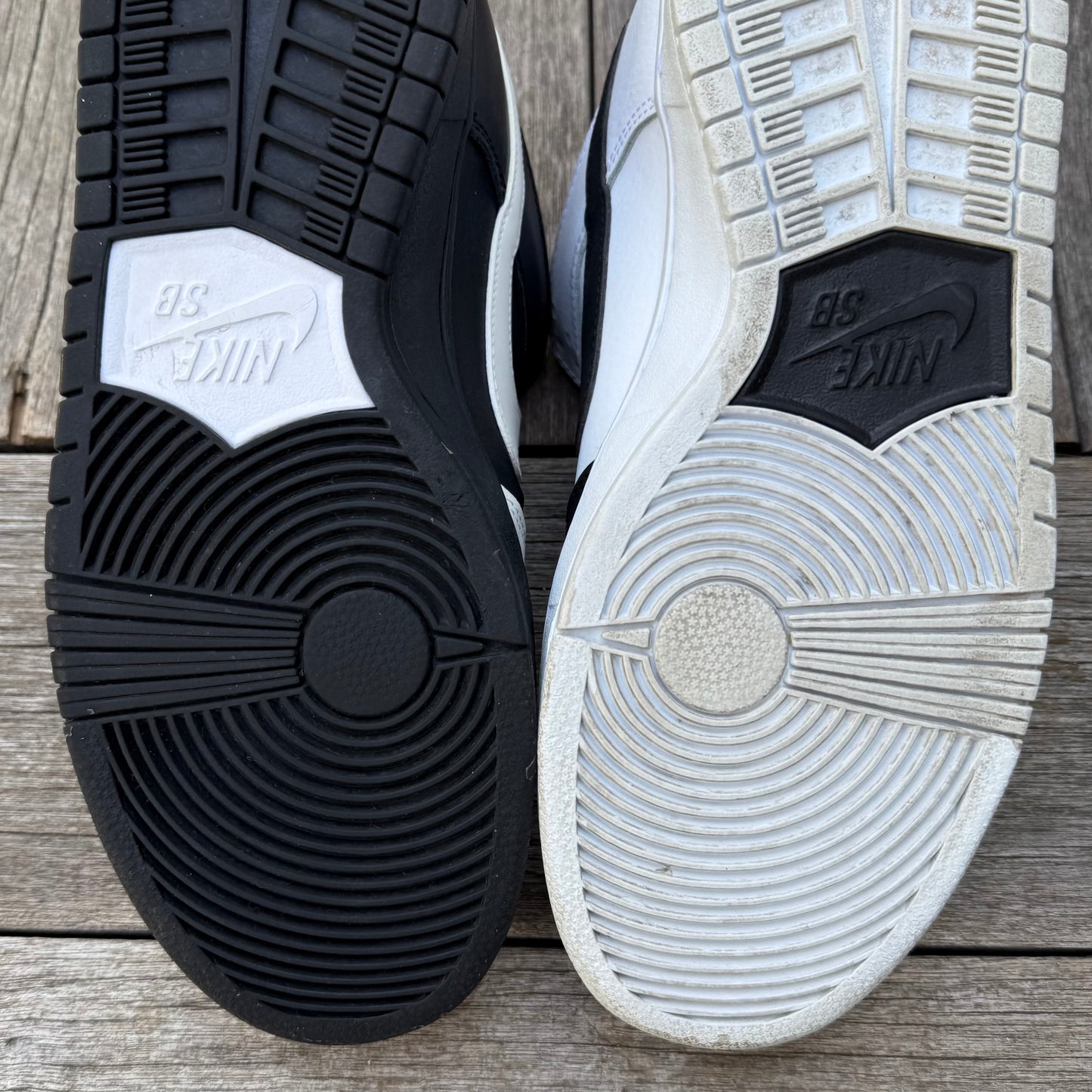 Nike SB Dunk Low Yin Yang Size 10