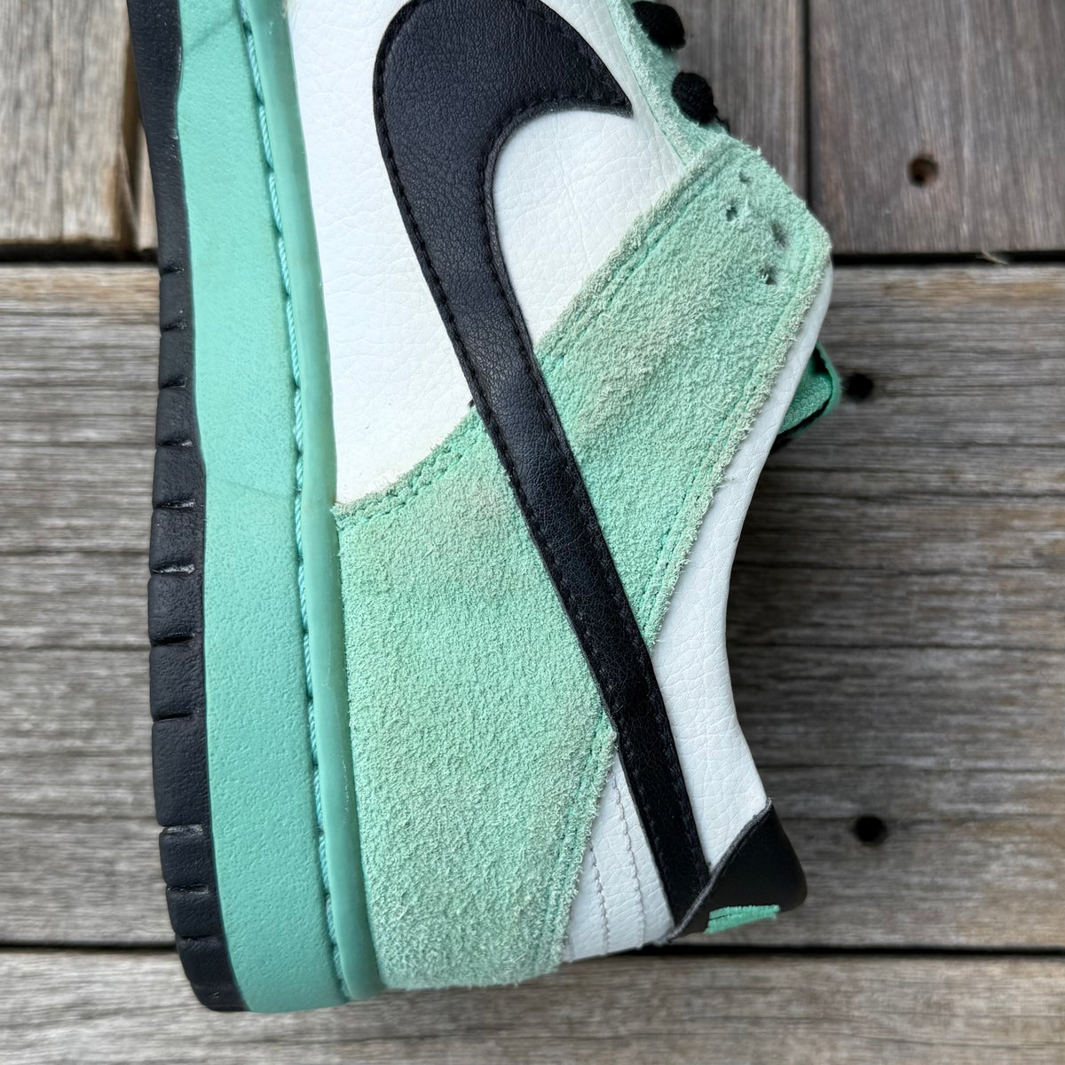Nike SB Dunk Low Sea Crystal (SAMPLE) Size 10