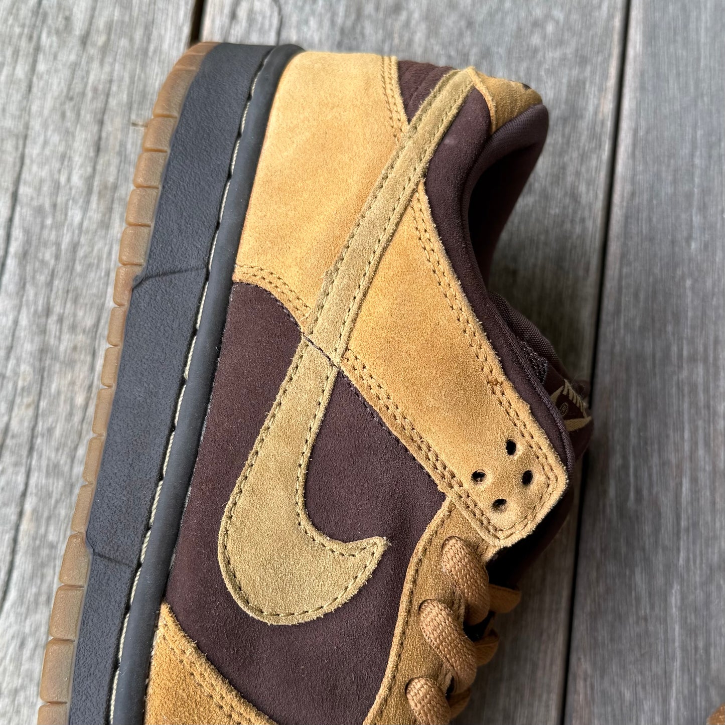 Nike SB Dunk Low Brown Pack Size 9
