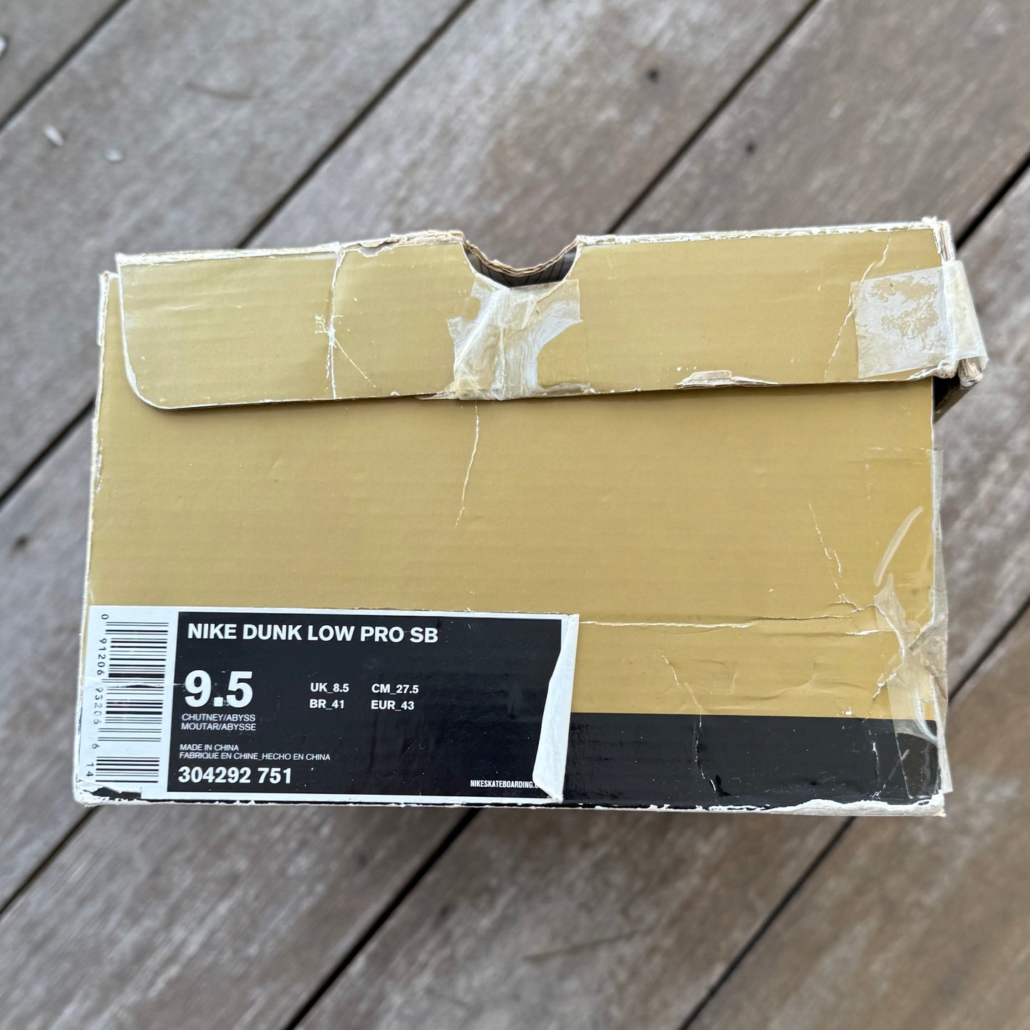 Nike SB Dunk Low Goofy Boy Size 9.5