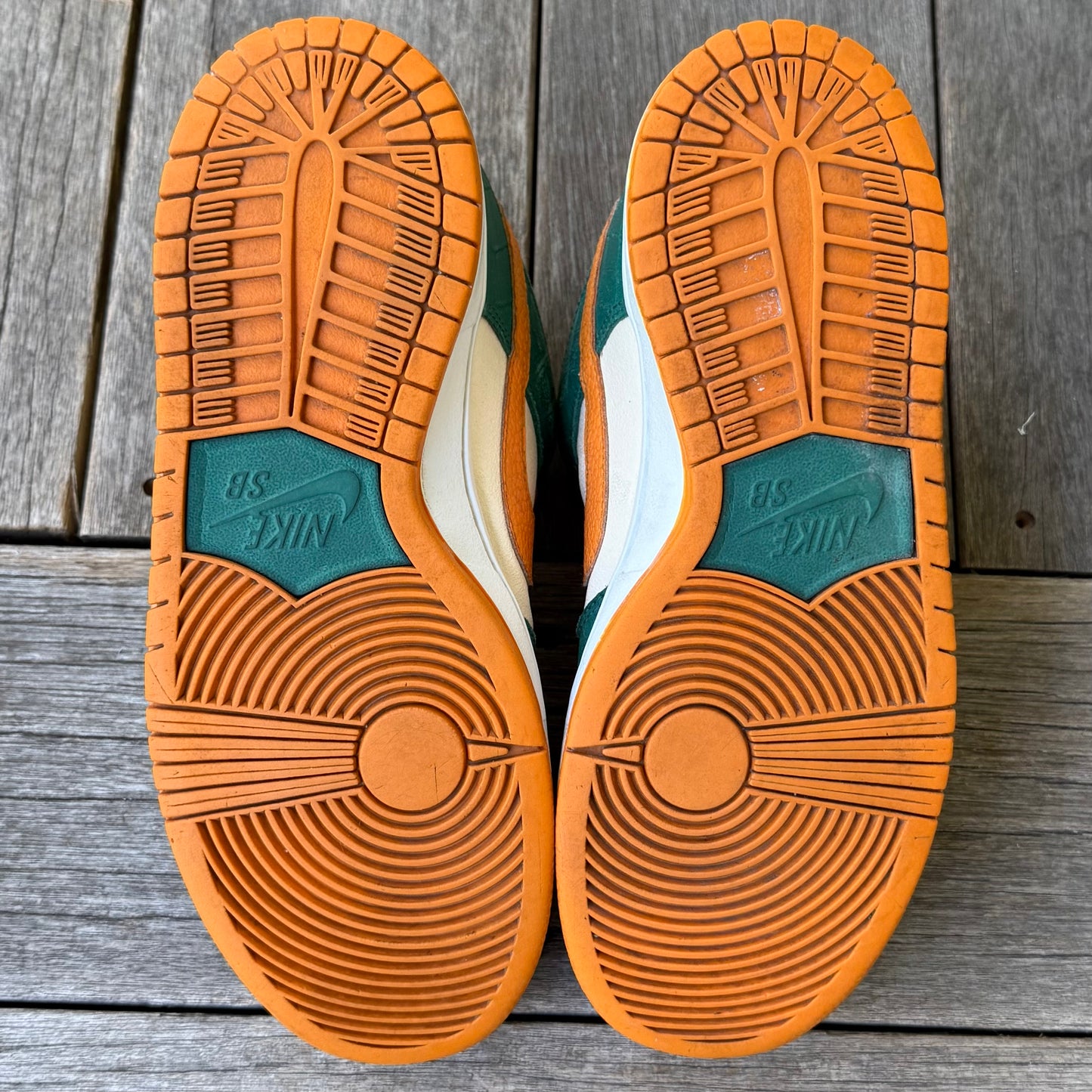 Nike SB Dunk Low Kumquat Legion Pine Size 8